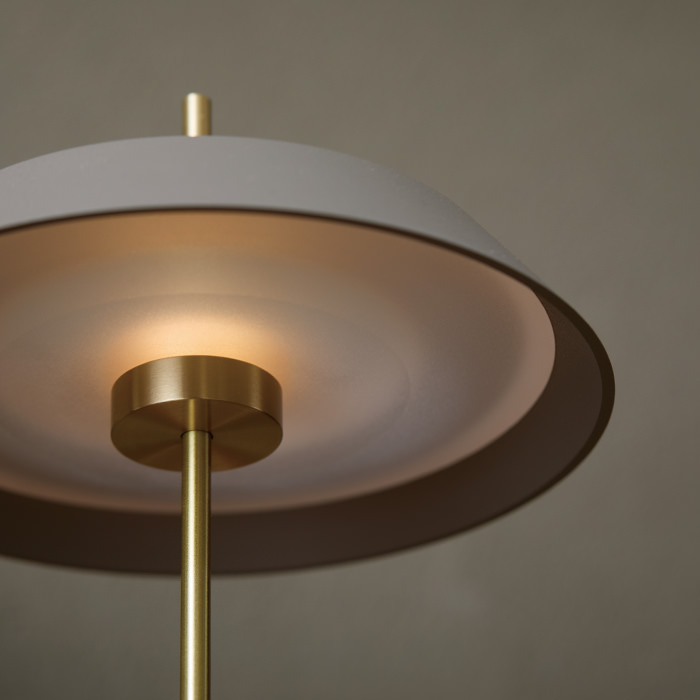 Innocence テーブルランプ(L)｜ブラック