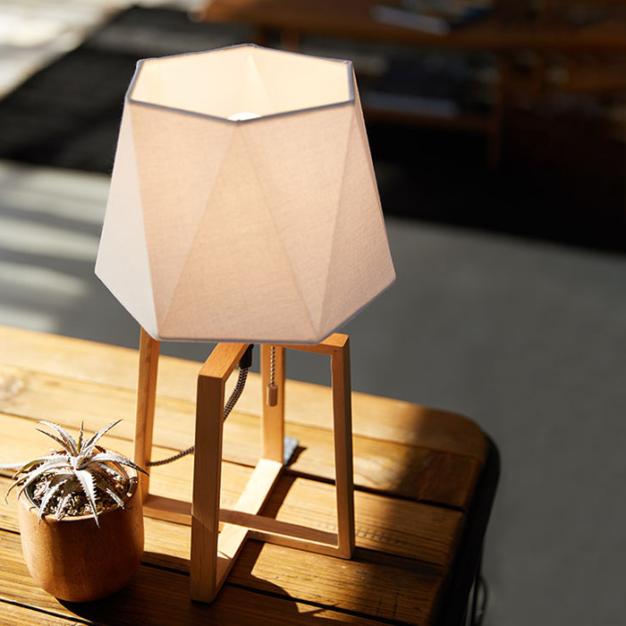571 テーブルライト 60W バーチ無垢材｜全2色