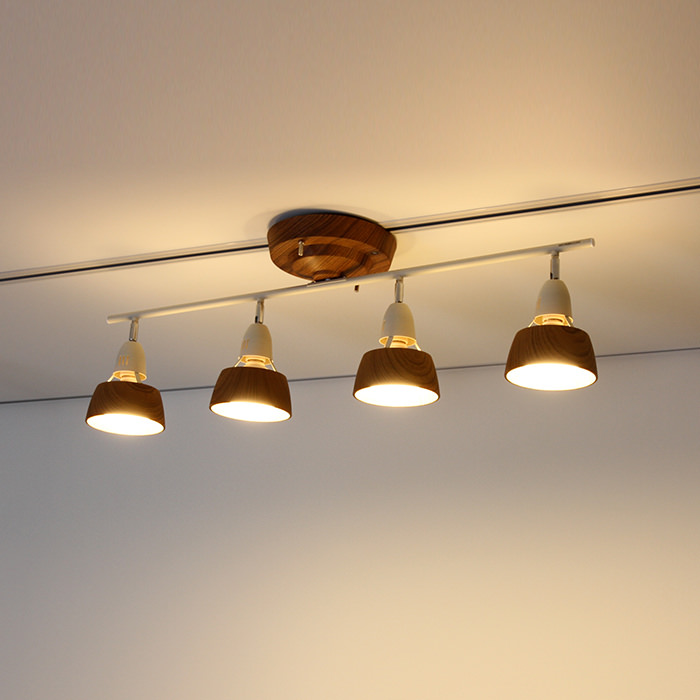 リモコン式 シーリングスポットライト・10~12畳 ベージュ×ホワイト