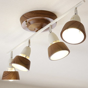 リモコン式 シーリングスポットライト・6-8畳 ベージュ×ホワイト