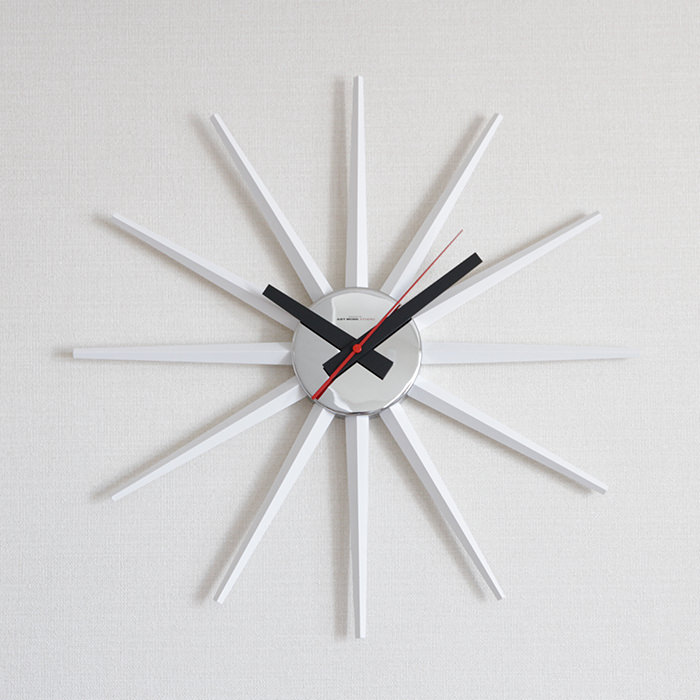 壁掛け時計 ホワイト・モダンインテリア｜スイープムーブメント