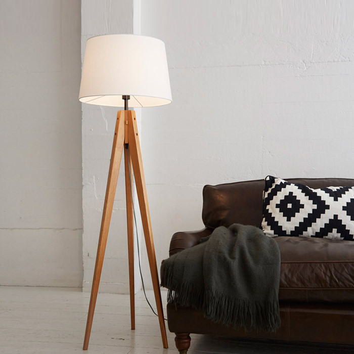 フロアスタンド 布・ホワイト色 バーチ材 リビング照明｜スタンドライト