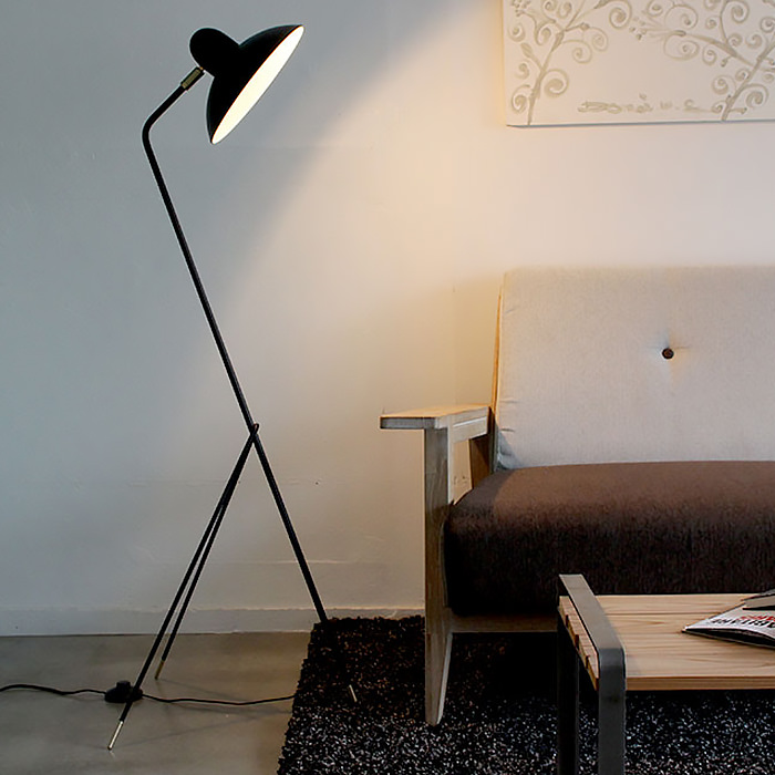 Arrles-Floor フロスタンドライト