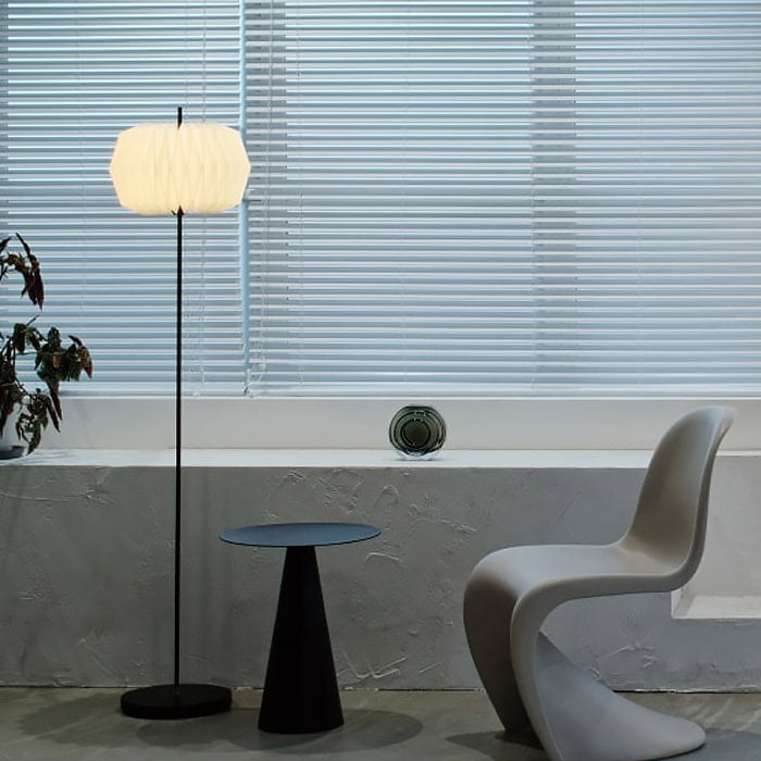 Osku フロアスタンド