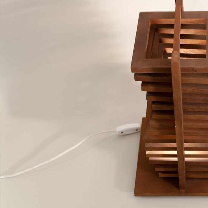 Hikidashi モダン スタンドライト・ダークブラウン