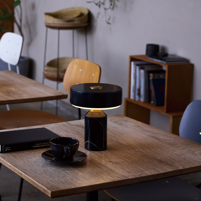 Marble テーブルランプ｜ブラック