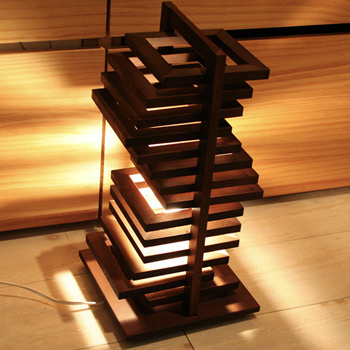 Hikidashi モダン スタンドライト・ダークブラウン