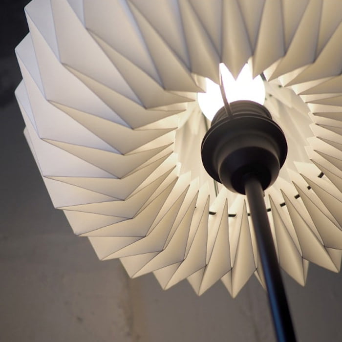 Osku フロアスタンド