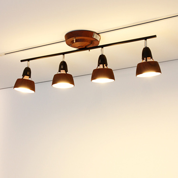 リモコン式 シーリングスポットライト・10~12畳 ブラウン×ブラック