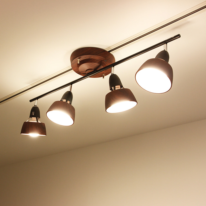 リモコン式 シーリングスポットライト・10~12畳 ブラウン×ブラック