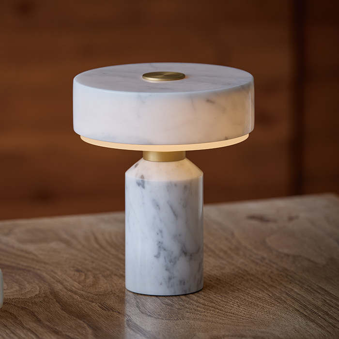 Marble テーブルランプ｜ホワイト