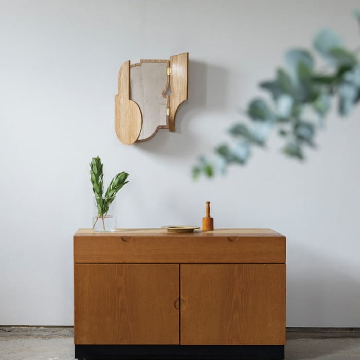 ソルティール ウォールミラー｜扉付き