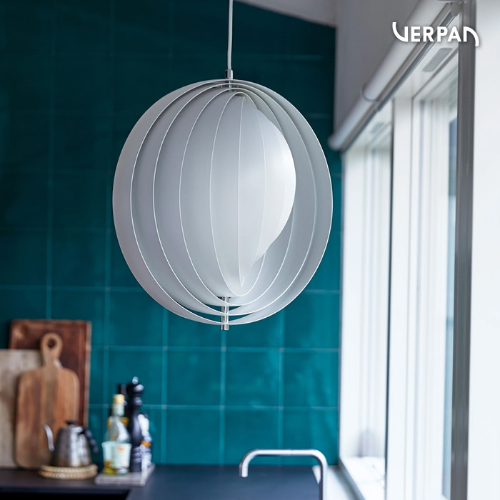 Moon LAMP LARGE ペンダントライト｜VERPAN