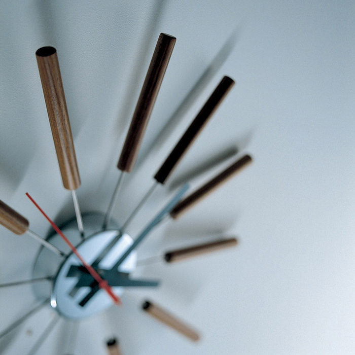 壁掛け時計 Atras スイープムーブメント｜ブラウン