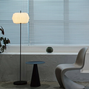 Osku フロアスタンド