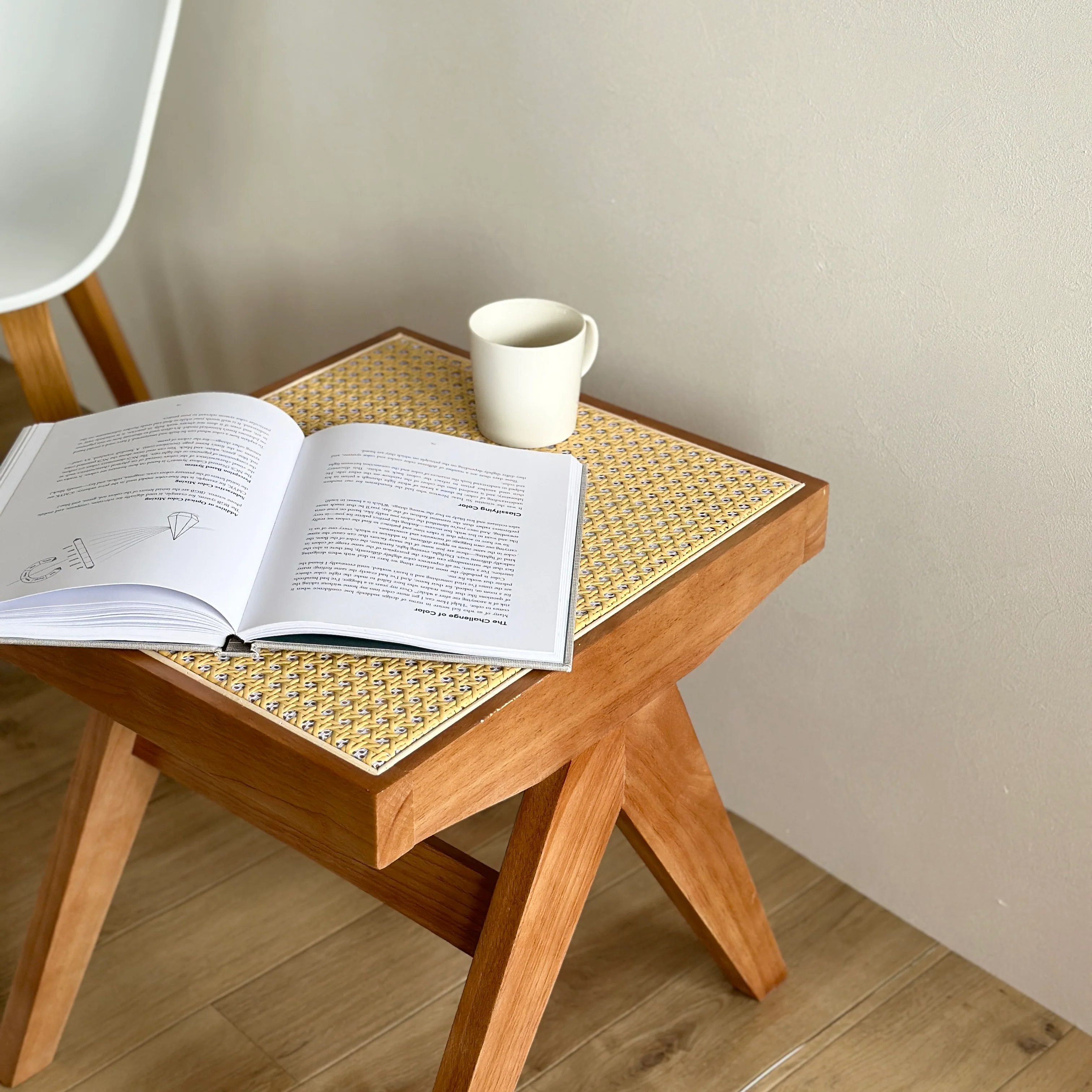 ラタンベンチスツール