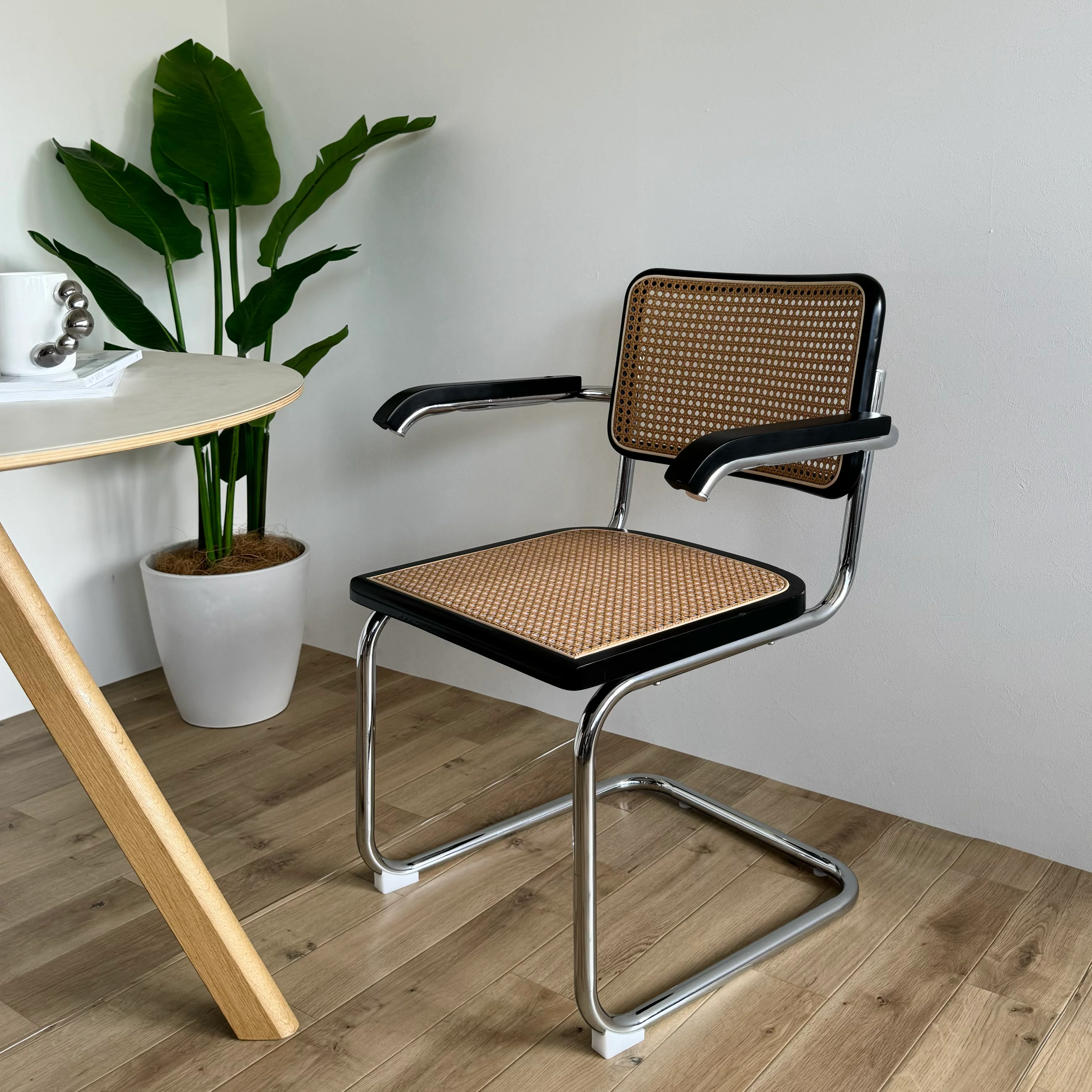 ラタンパイプチェア 肘掛け付