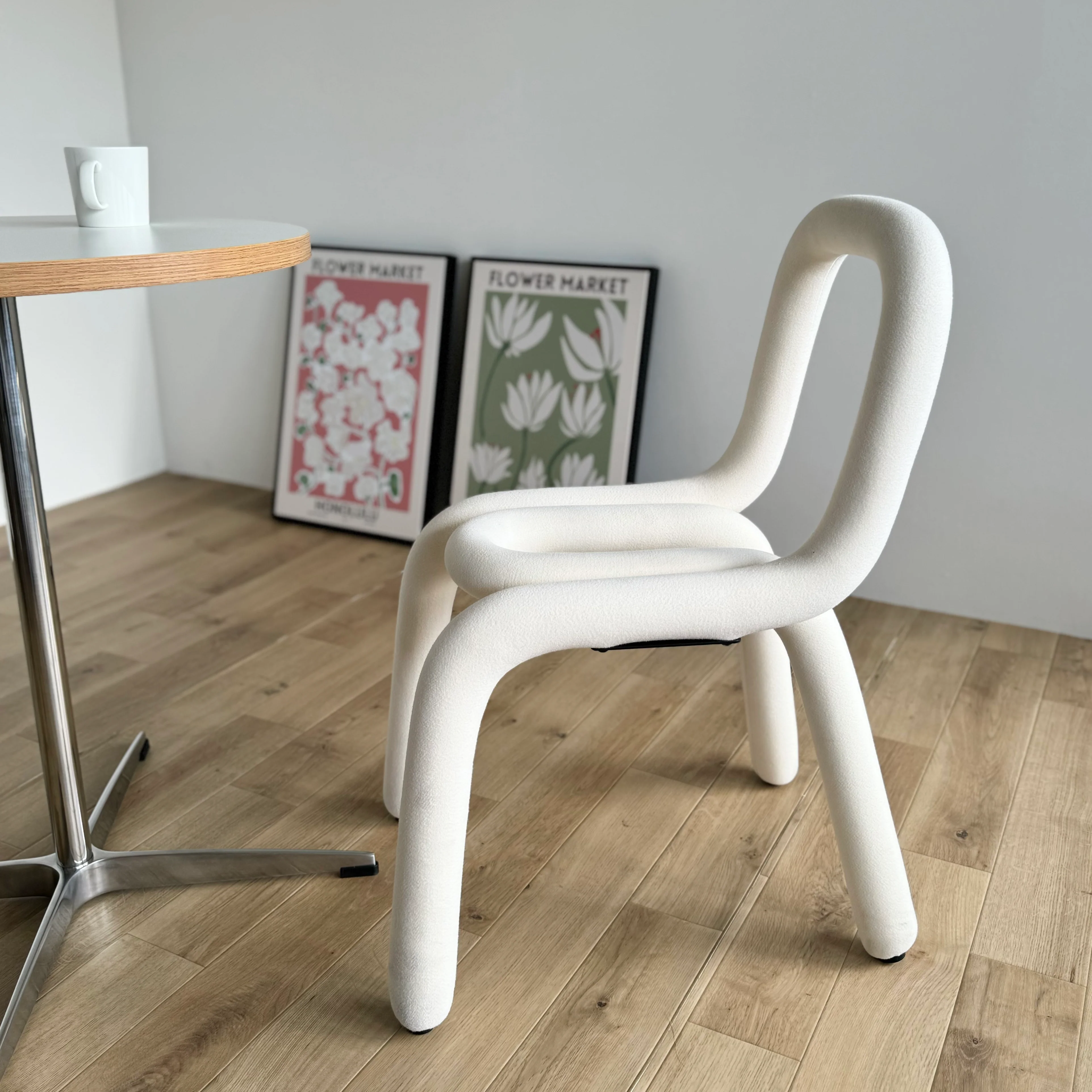 ユニークデザインチェア