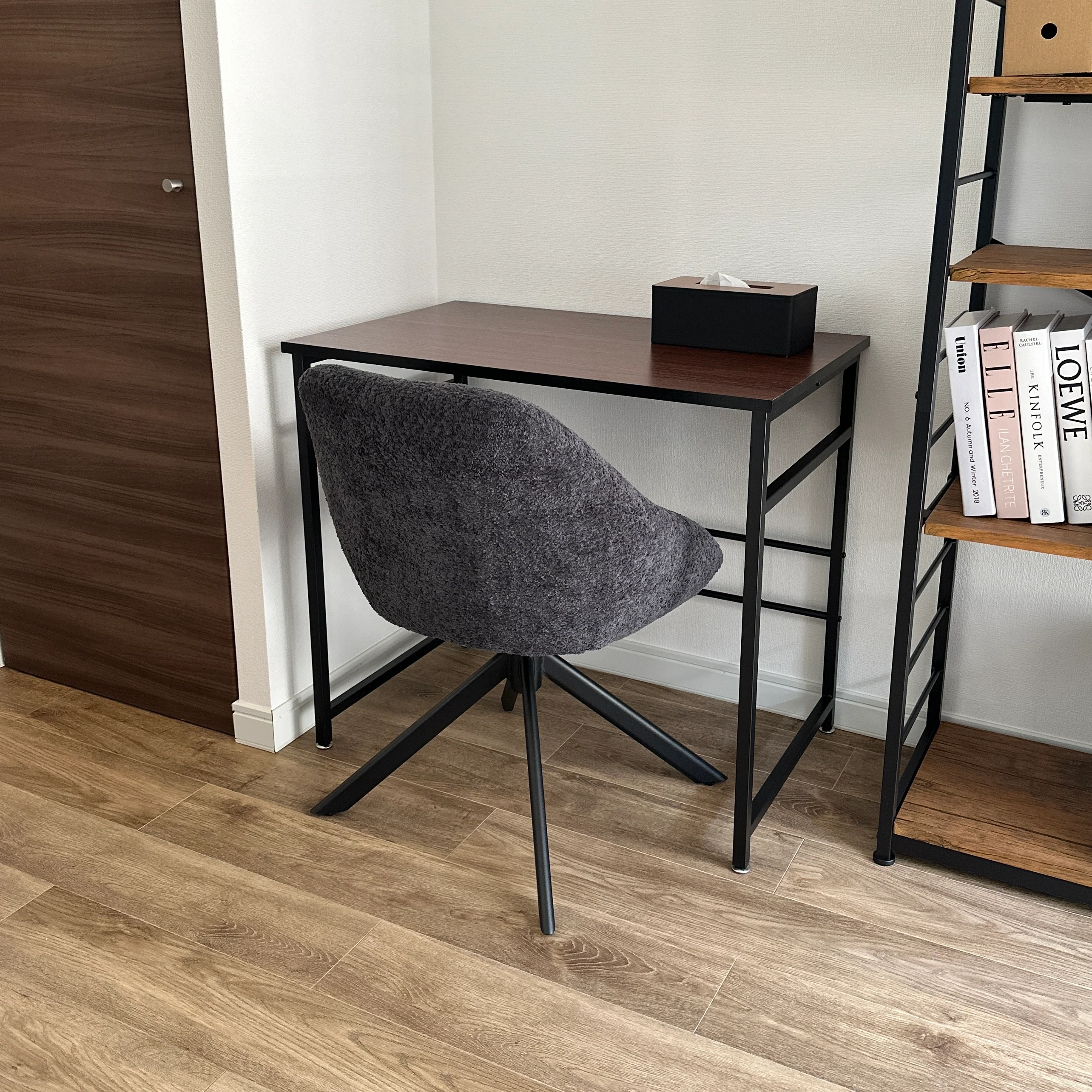 回転ブークレアームチェア