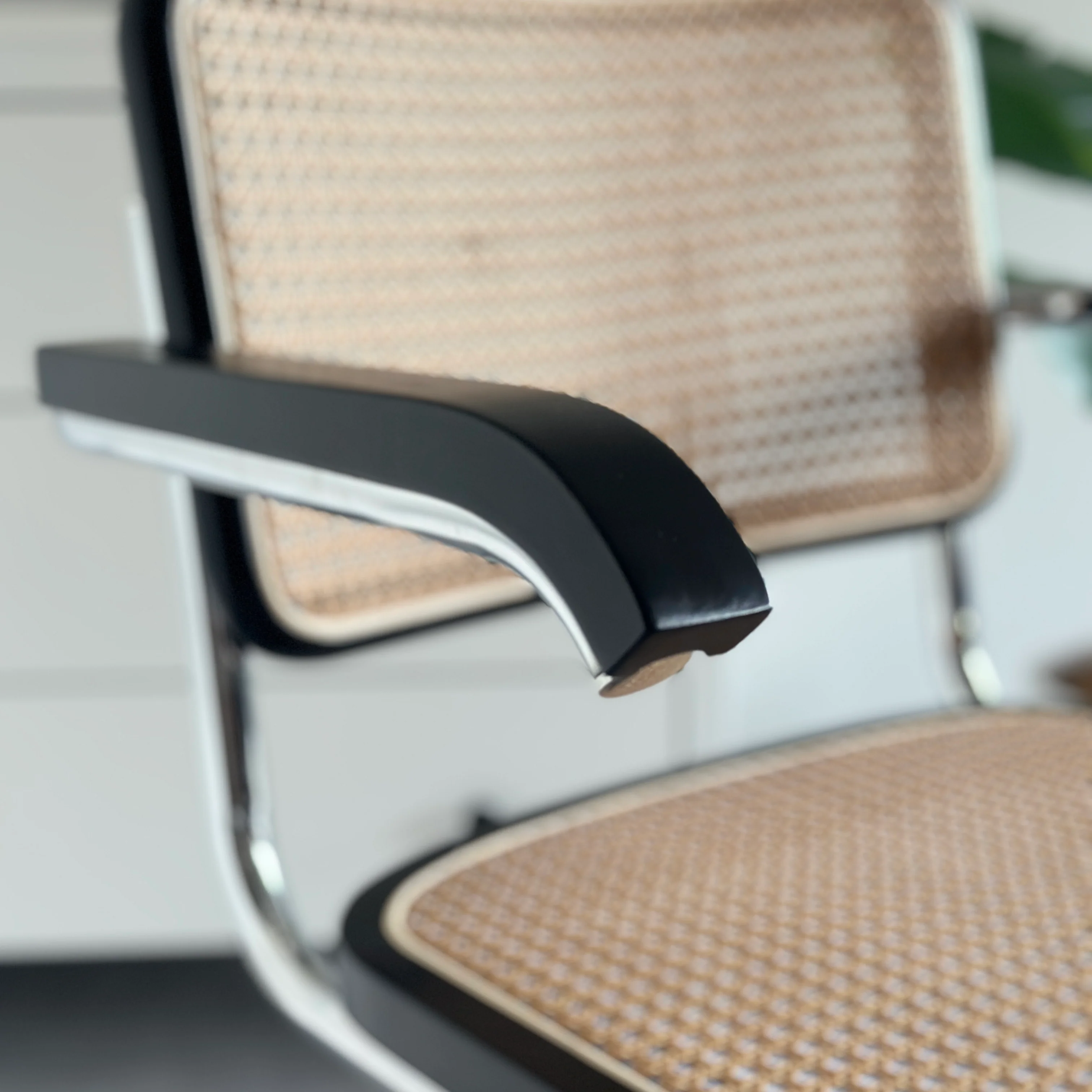 ラタンパイプチェア 肘掛け付