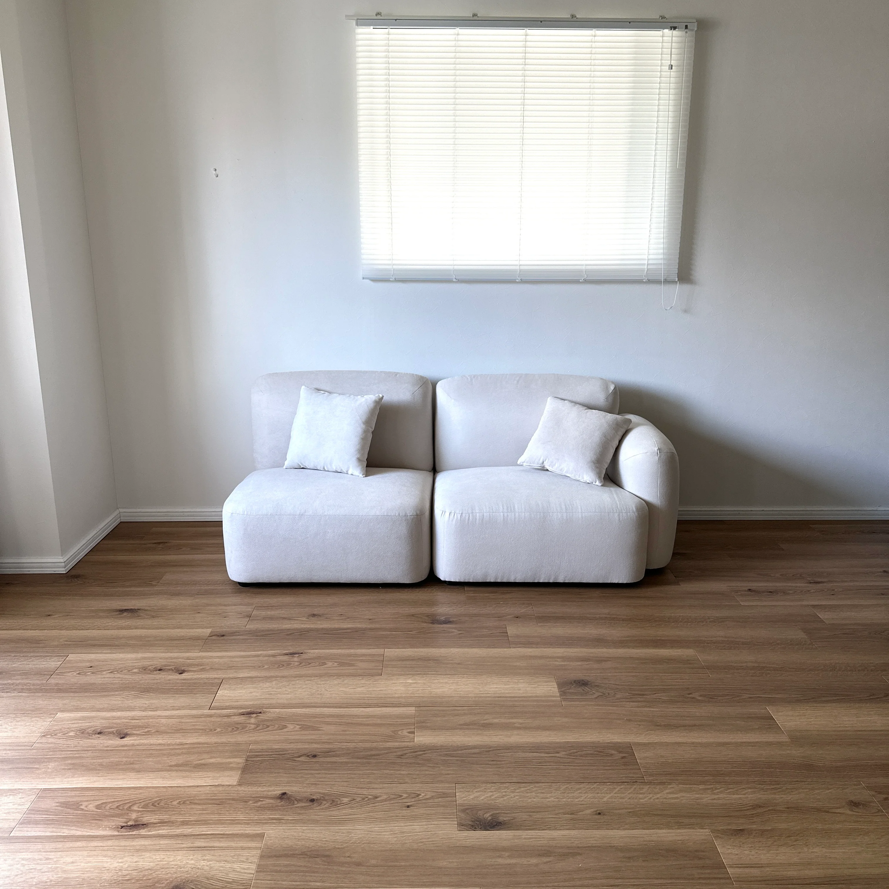 Chamil｜1人掛けソファ