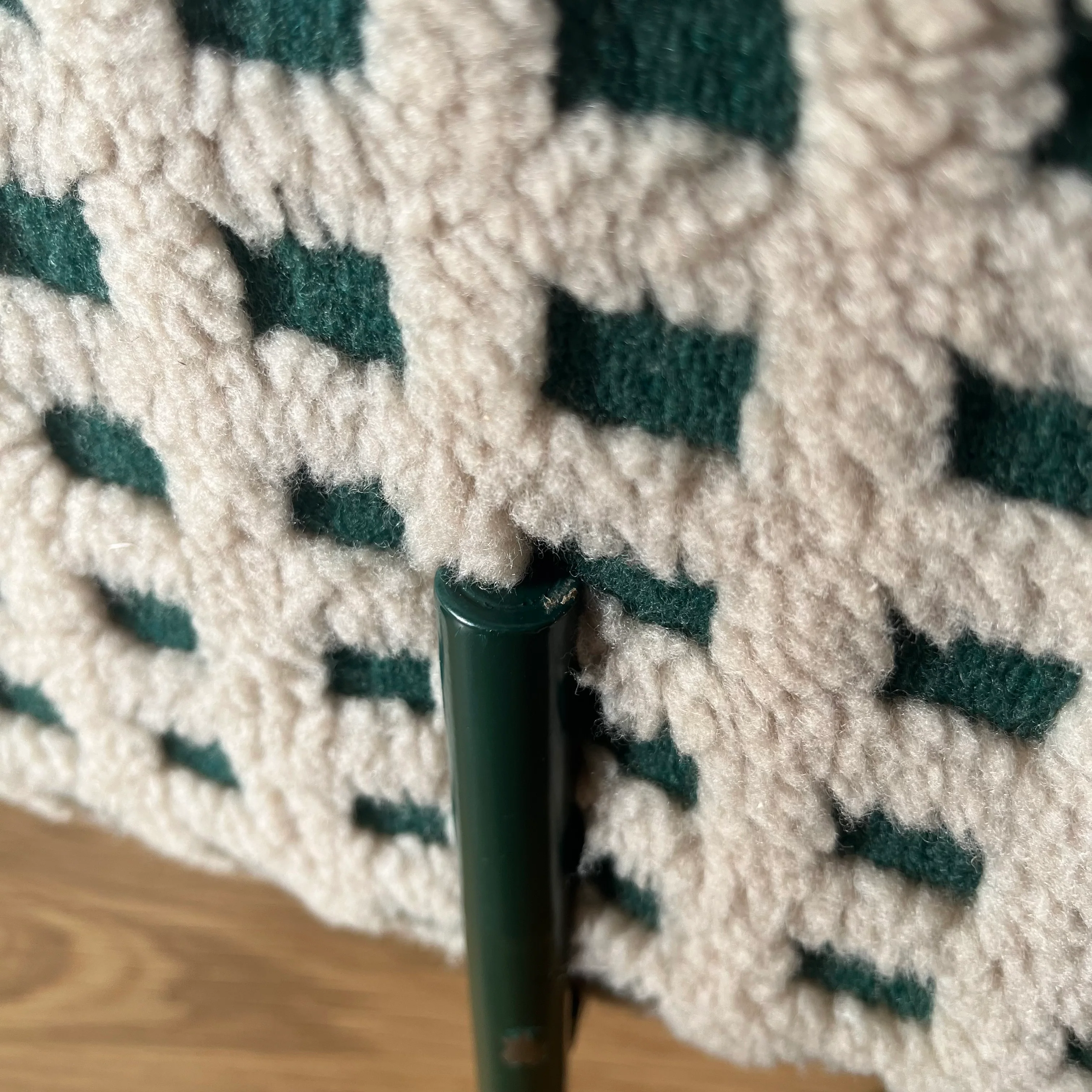 【outlet】もこもこチェックスツール グリーン