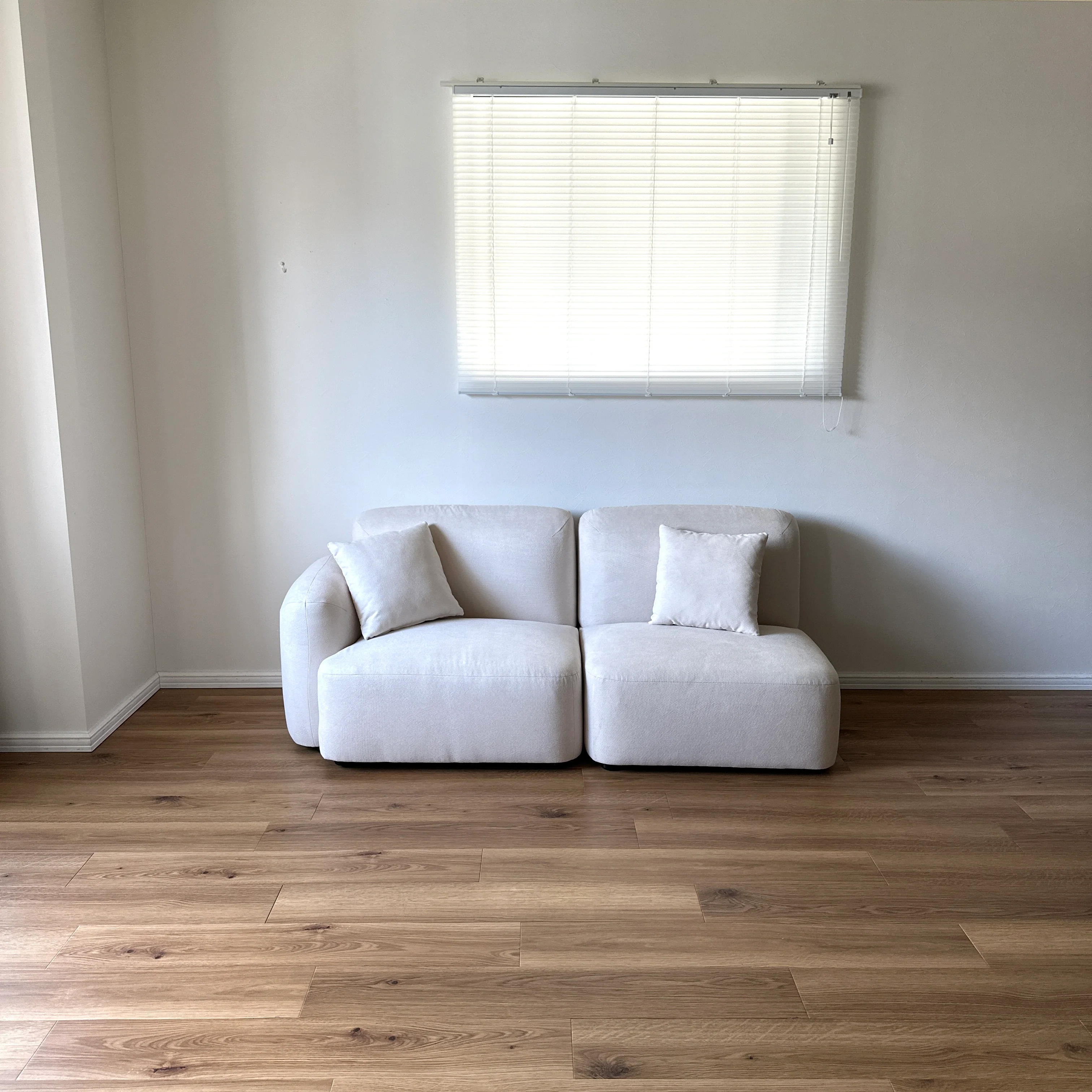 Chamil｜1人掛けソファ