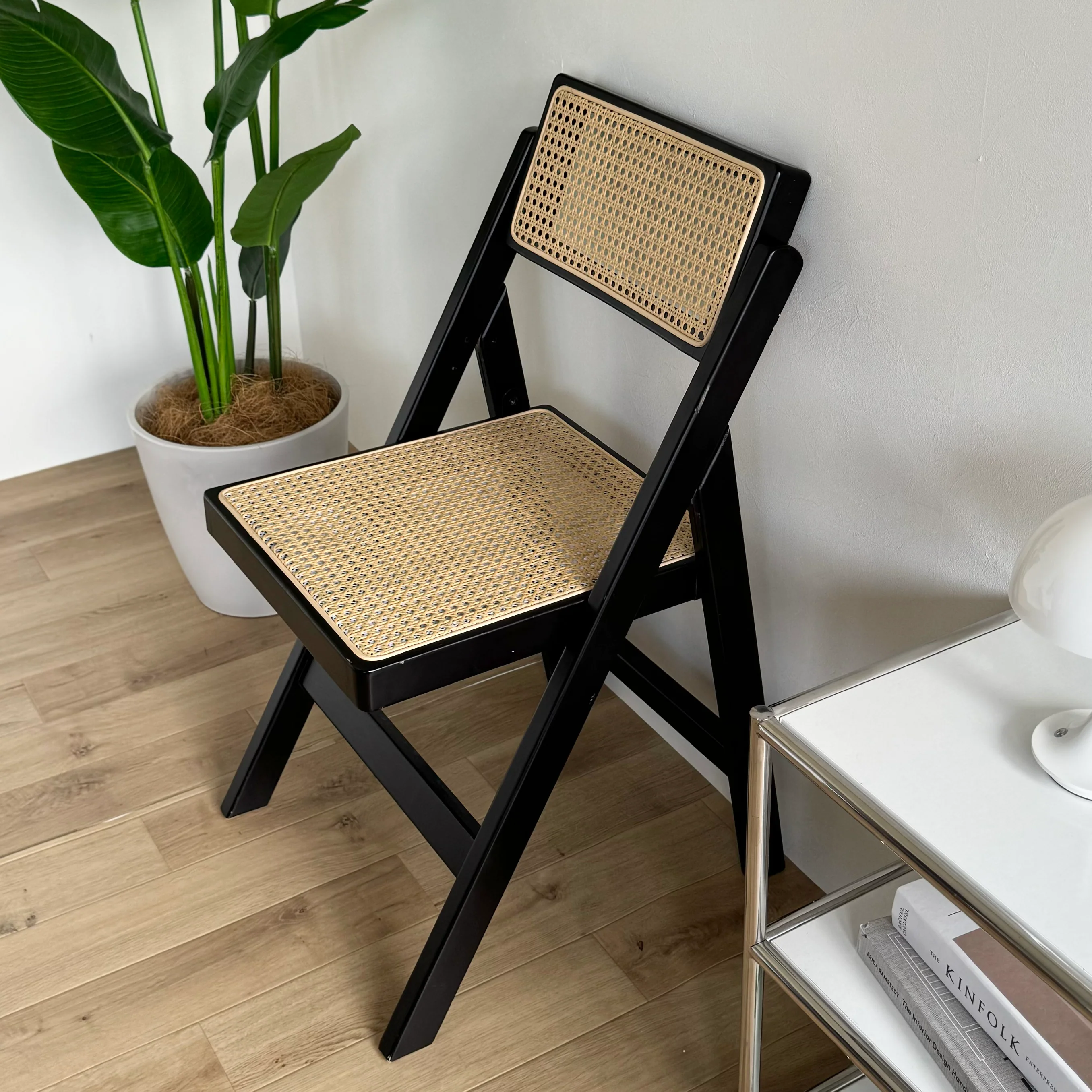 折り畳み式ラタンチェア ブラック