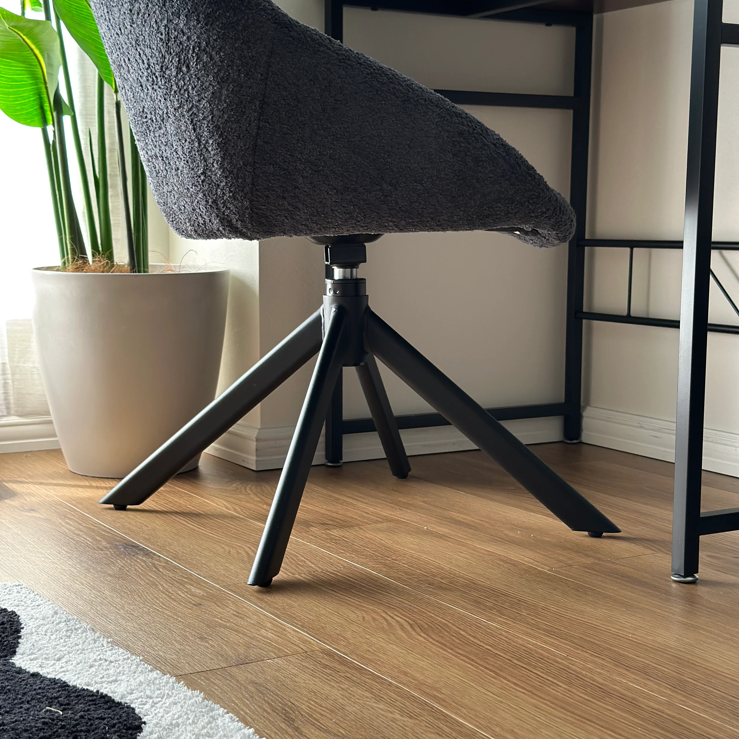 回転ブークレアームチェア