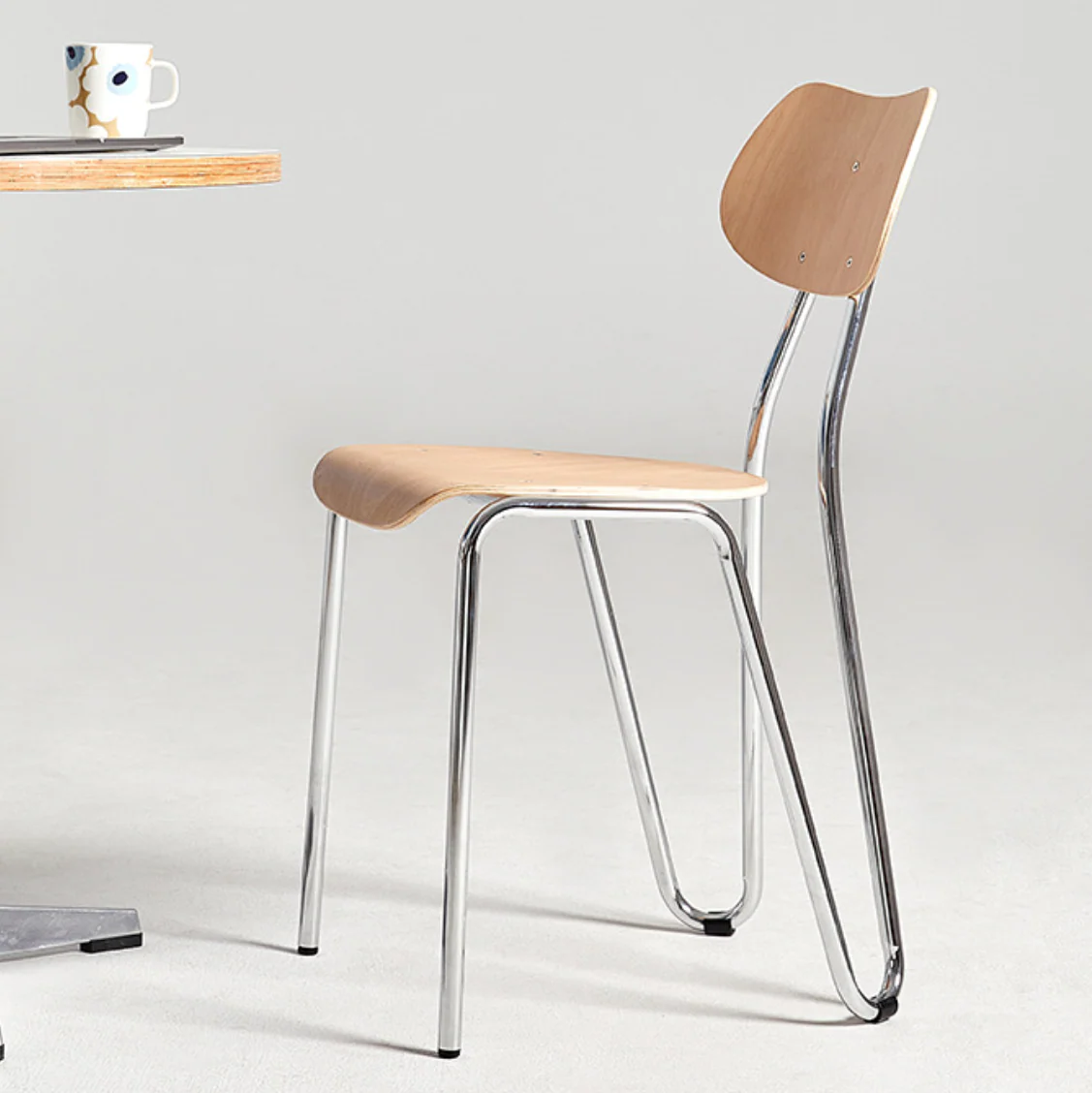 ユニークデザインスタッキングチェア