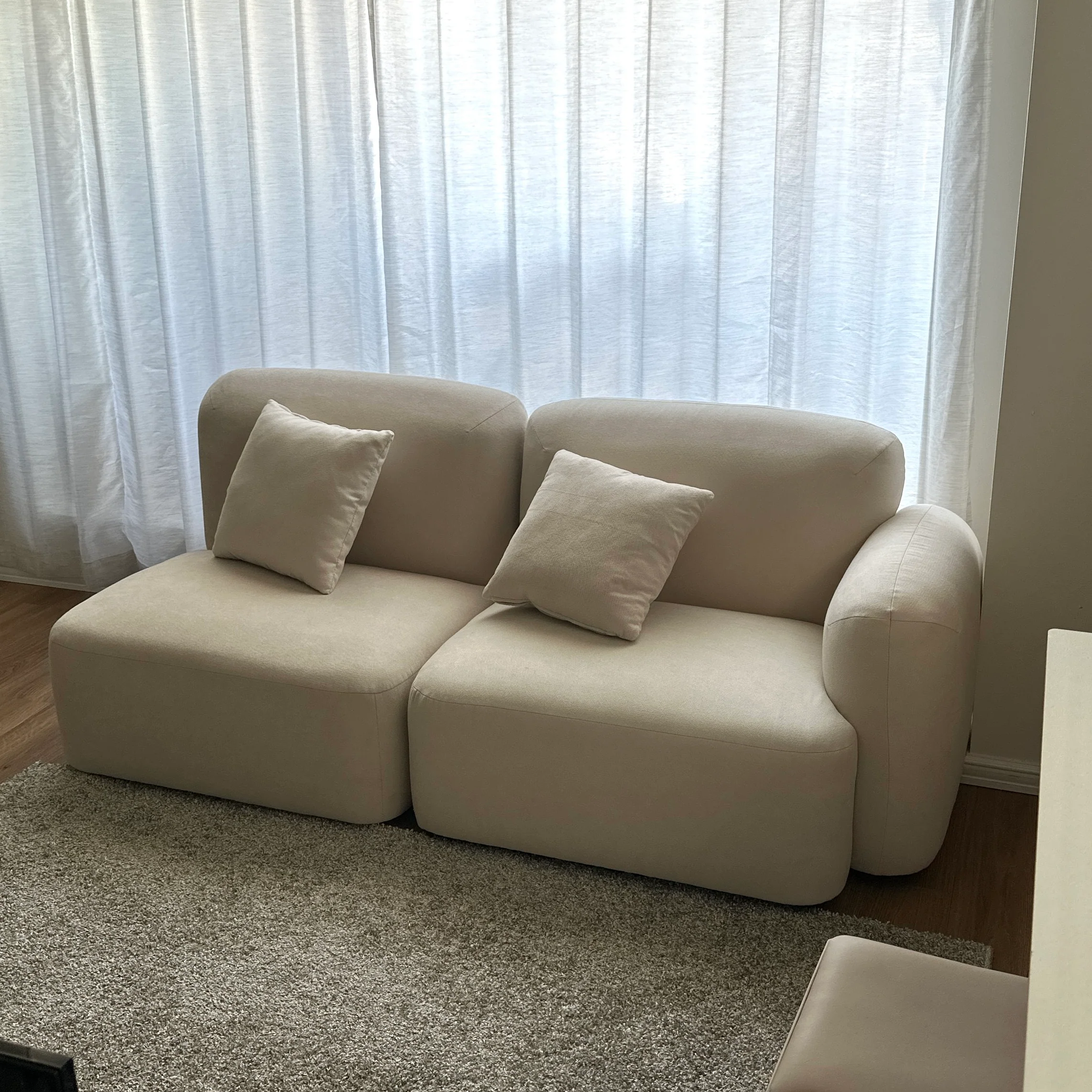 Chamil｜1人掛けソファ