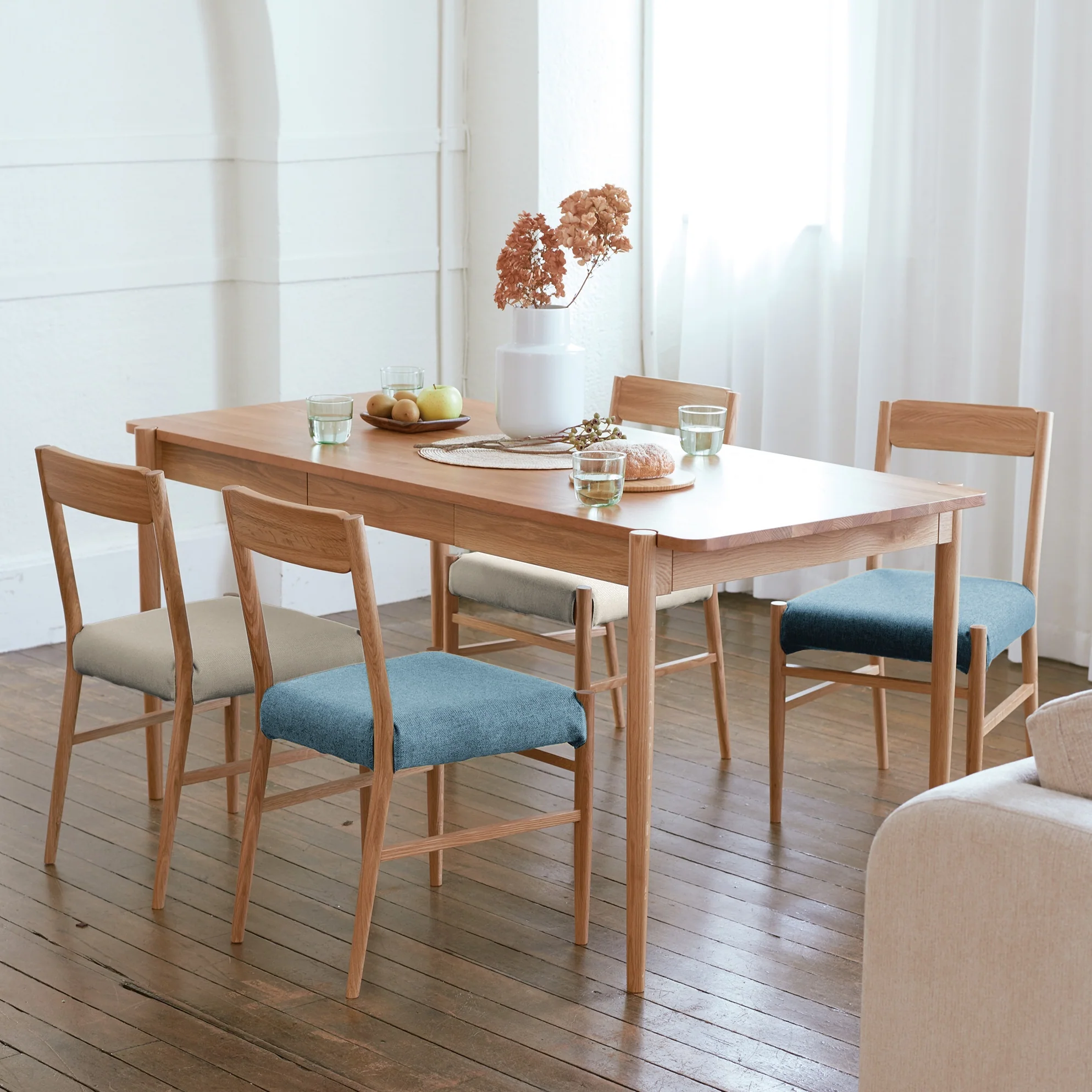 ステイダイニングチェア