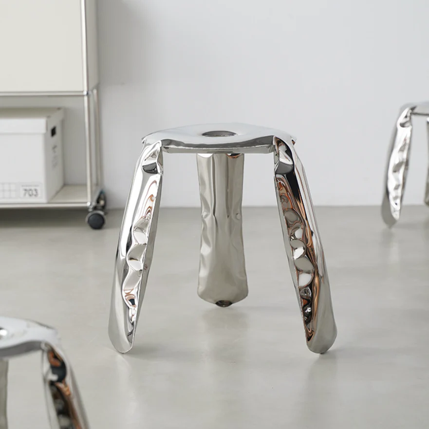 バルーンライクメタルスツール