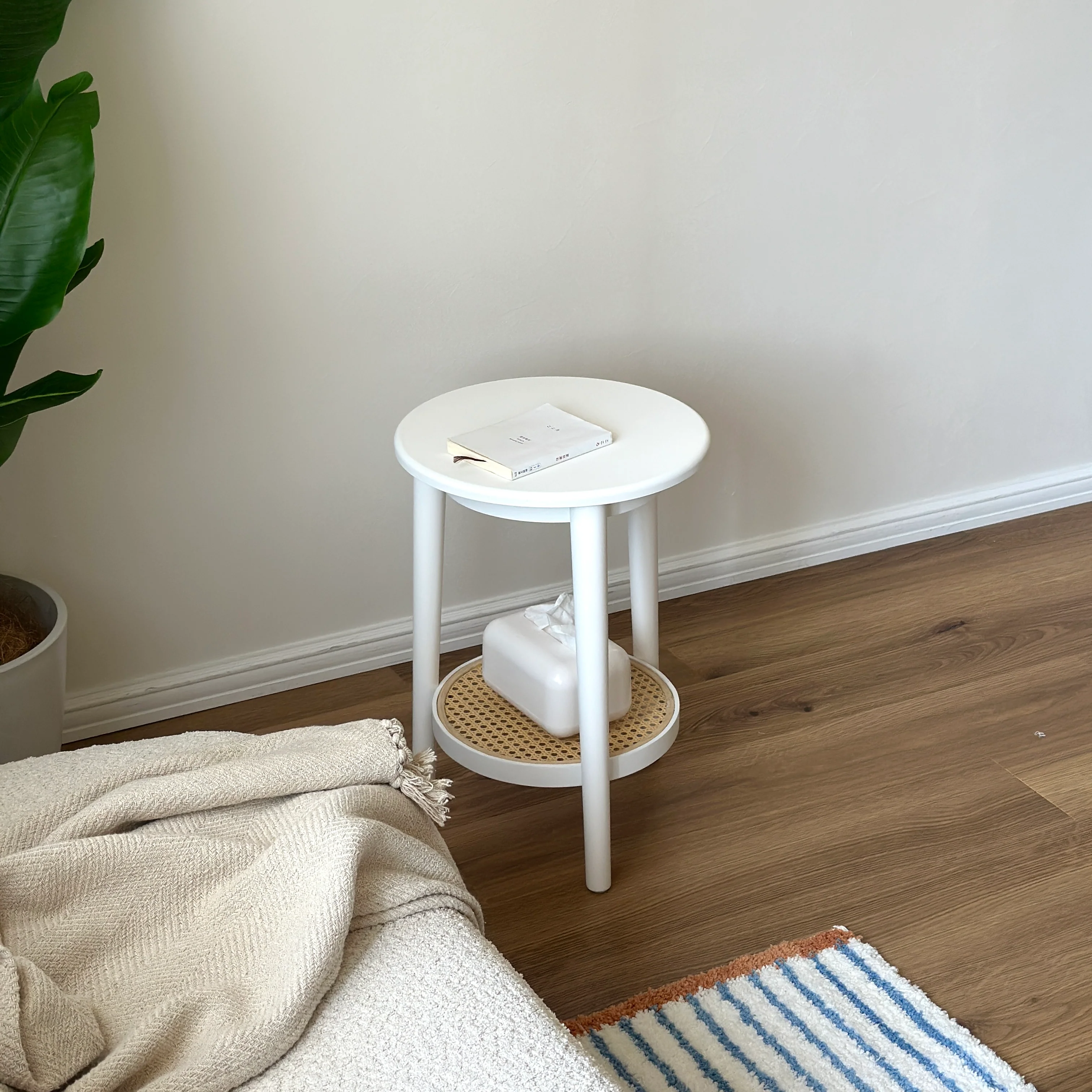 ラタン調ラウンドミニテーブル