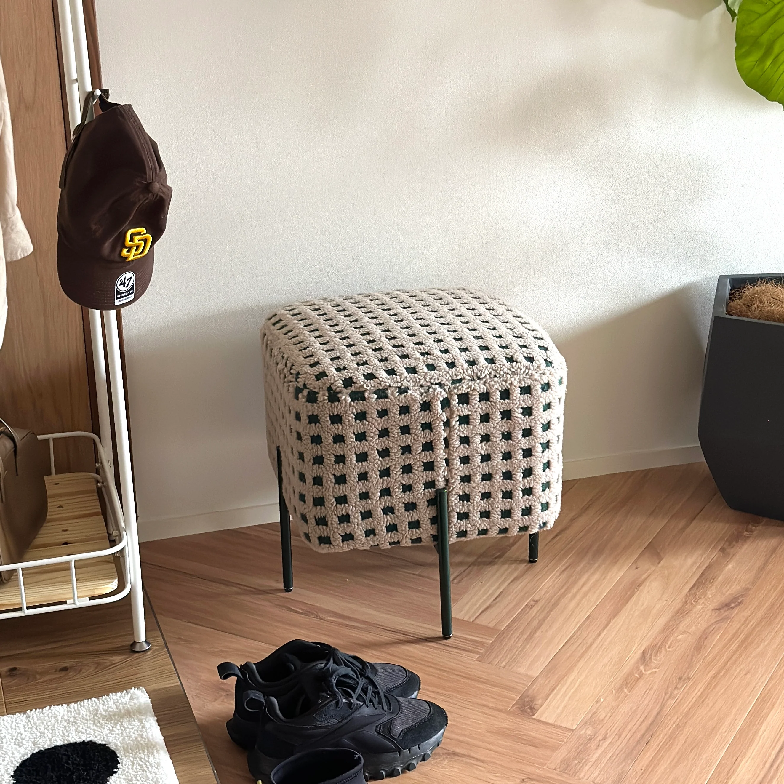 【outlet】もこもこチェックスツール グリーン