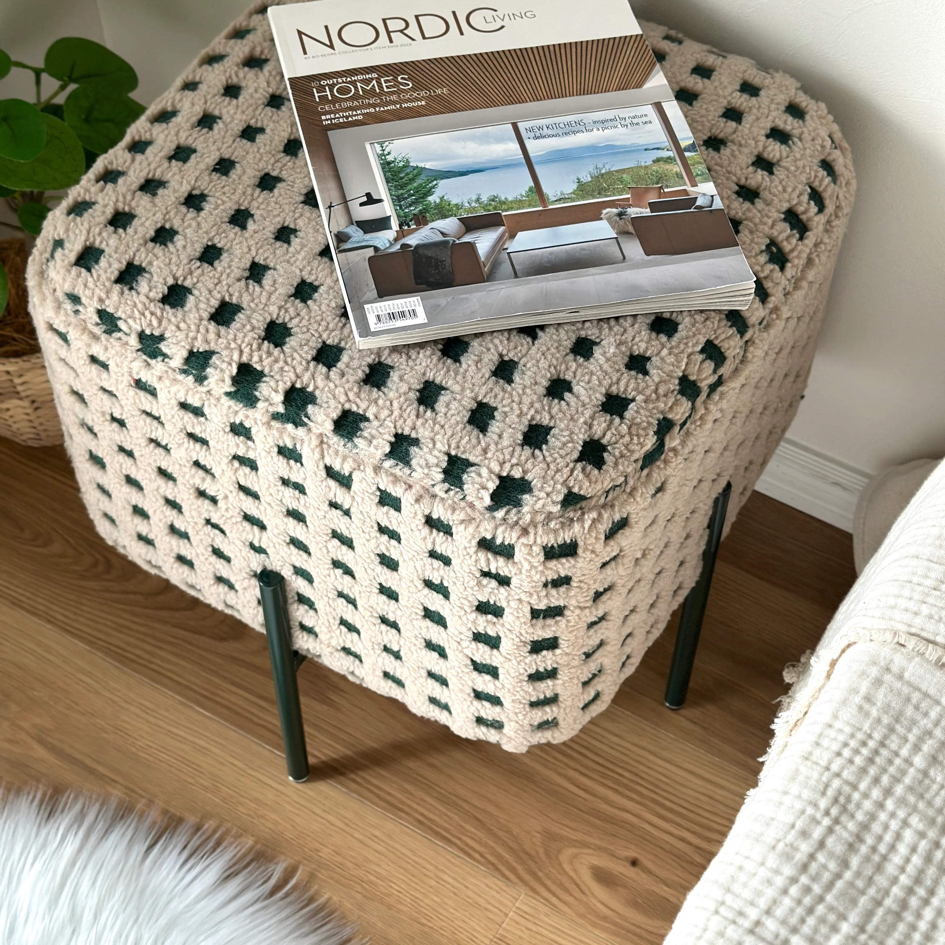 もこもこチェックスツール