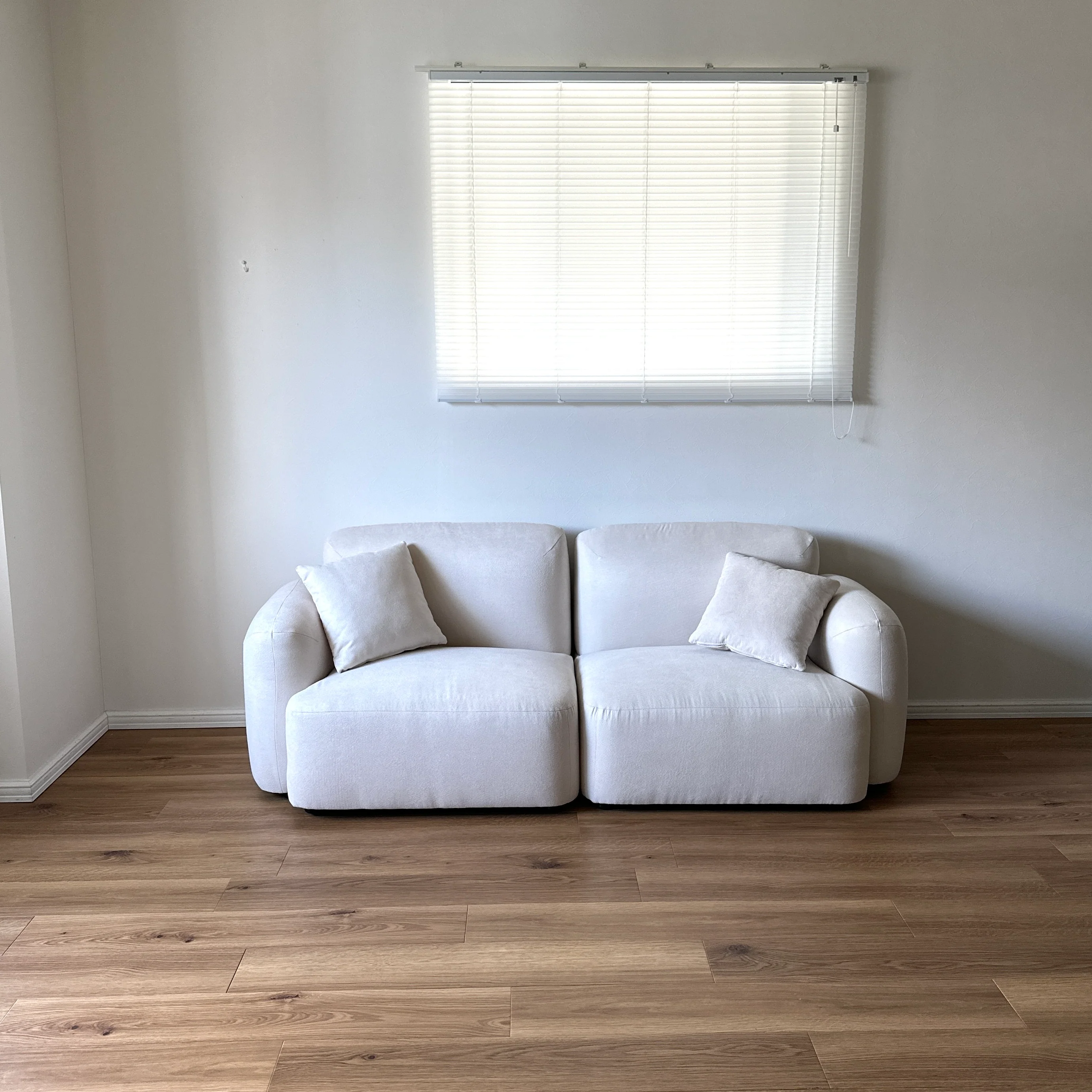 Chamil｜1人掛けソファ