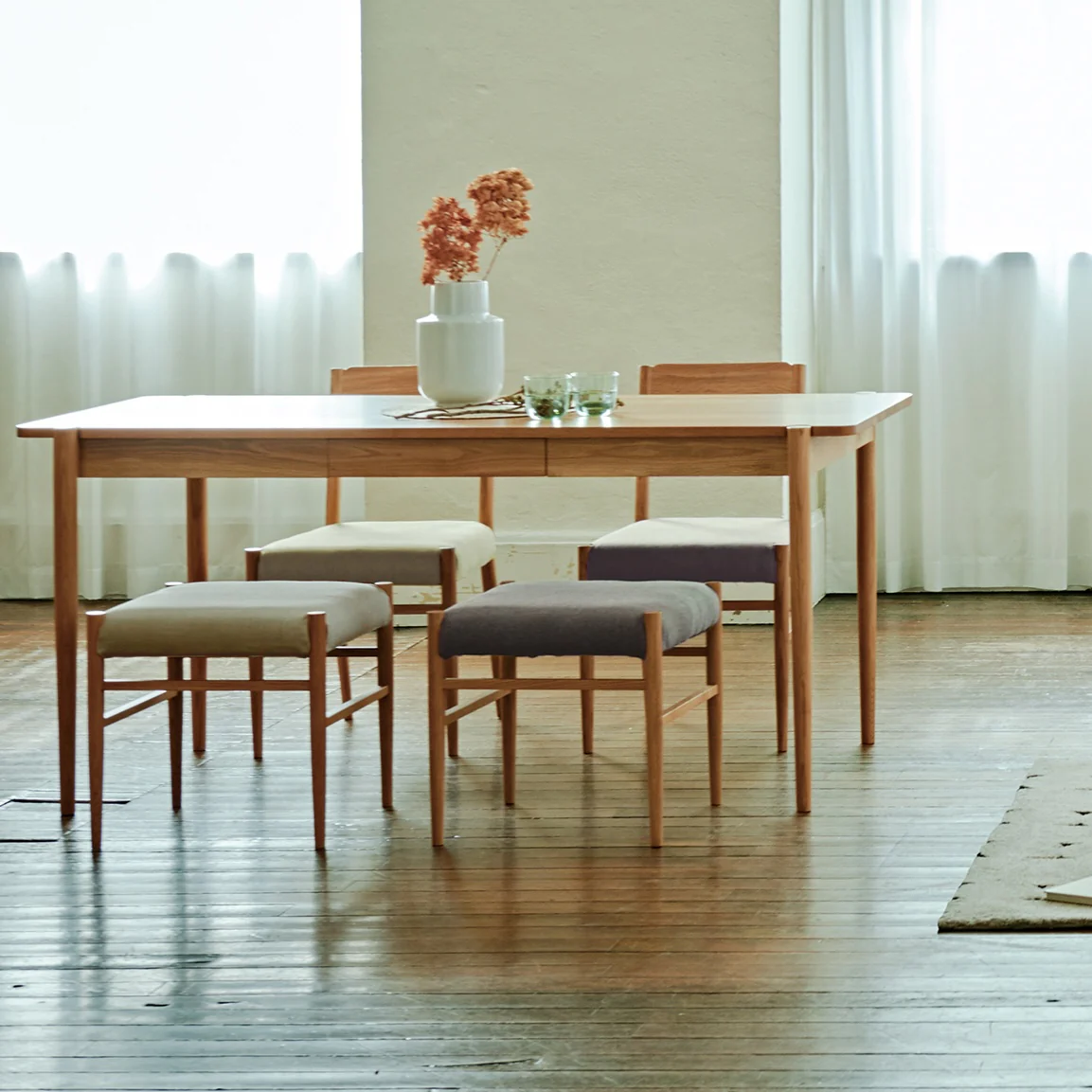 ステイダイニングチェア