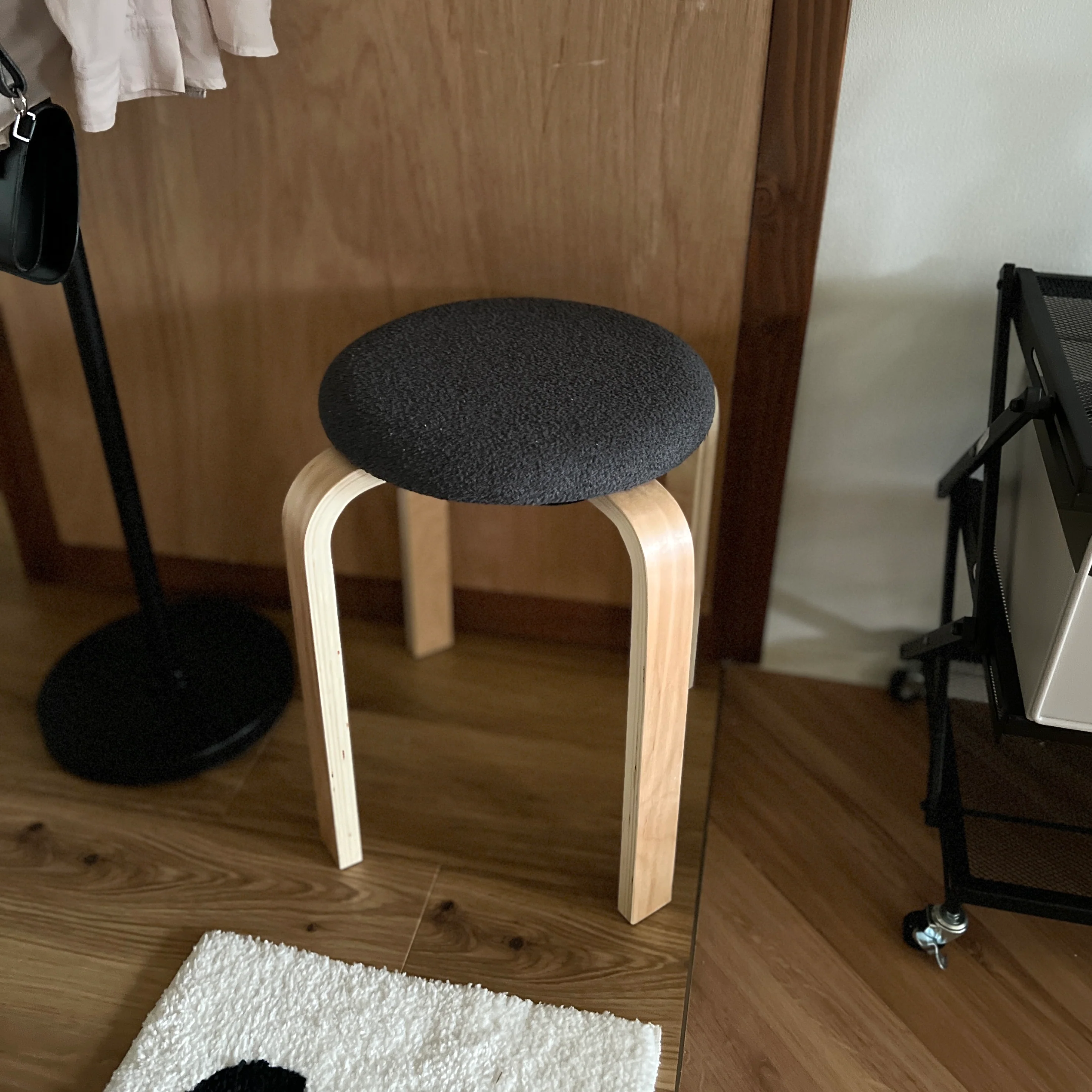 曲木スタッキングスツール