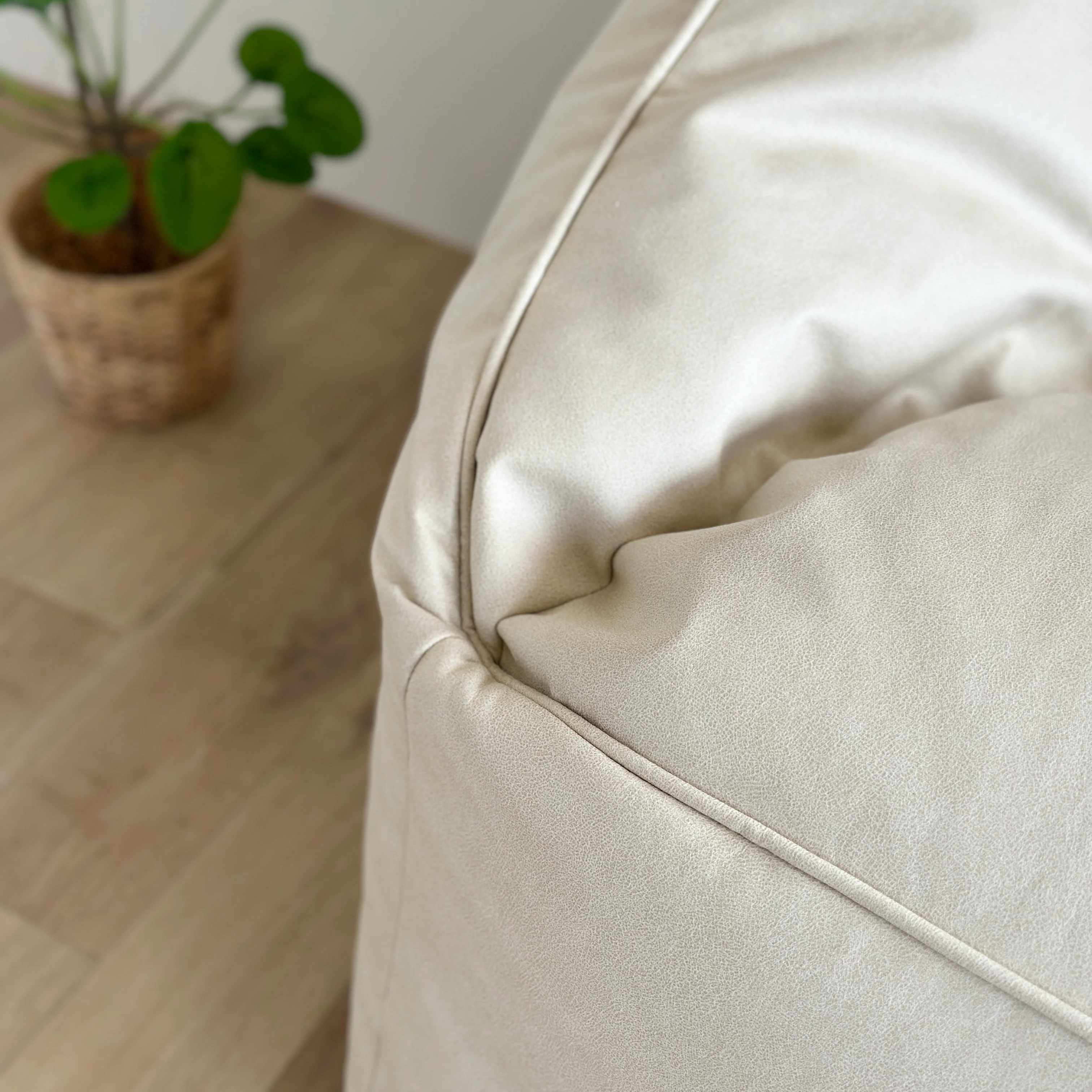 コンパクトクッションソファ