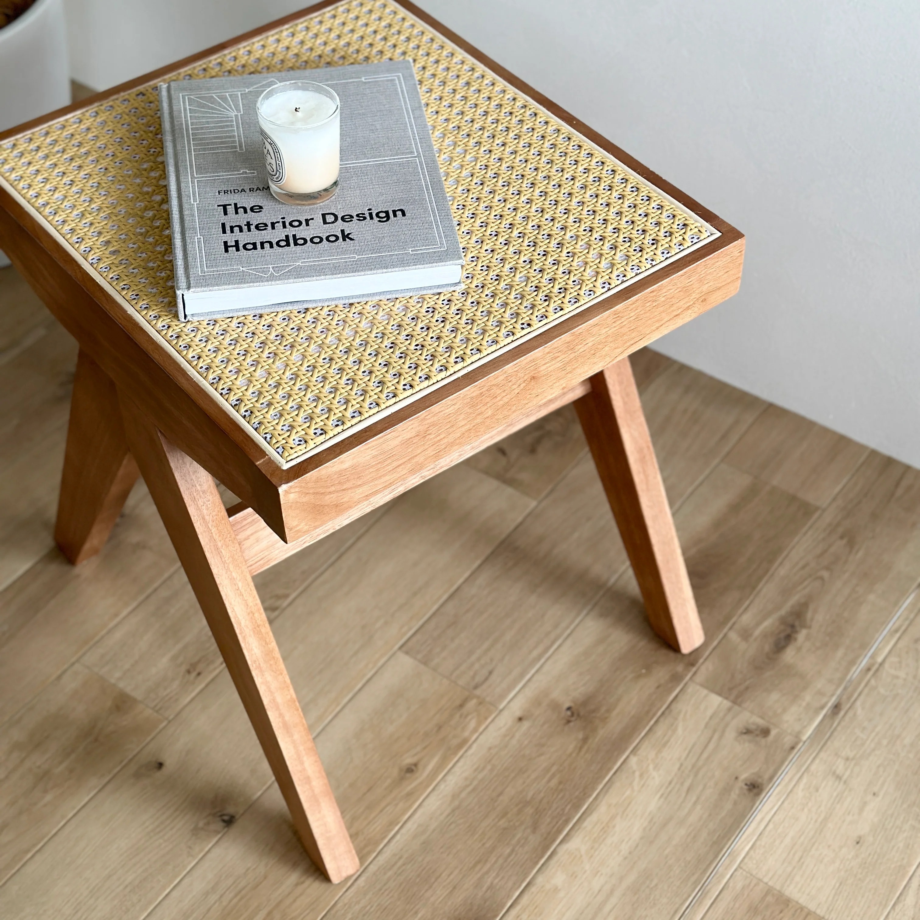 ラタンベンチスツール