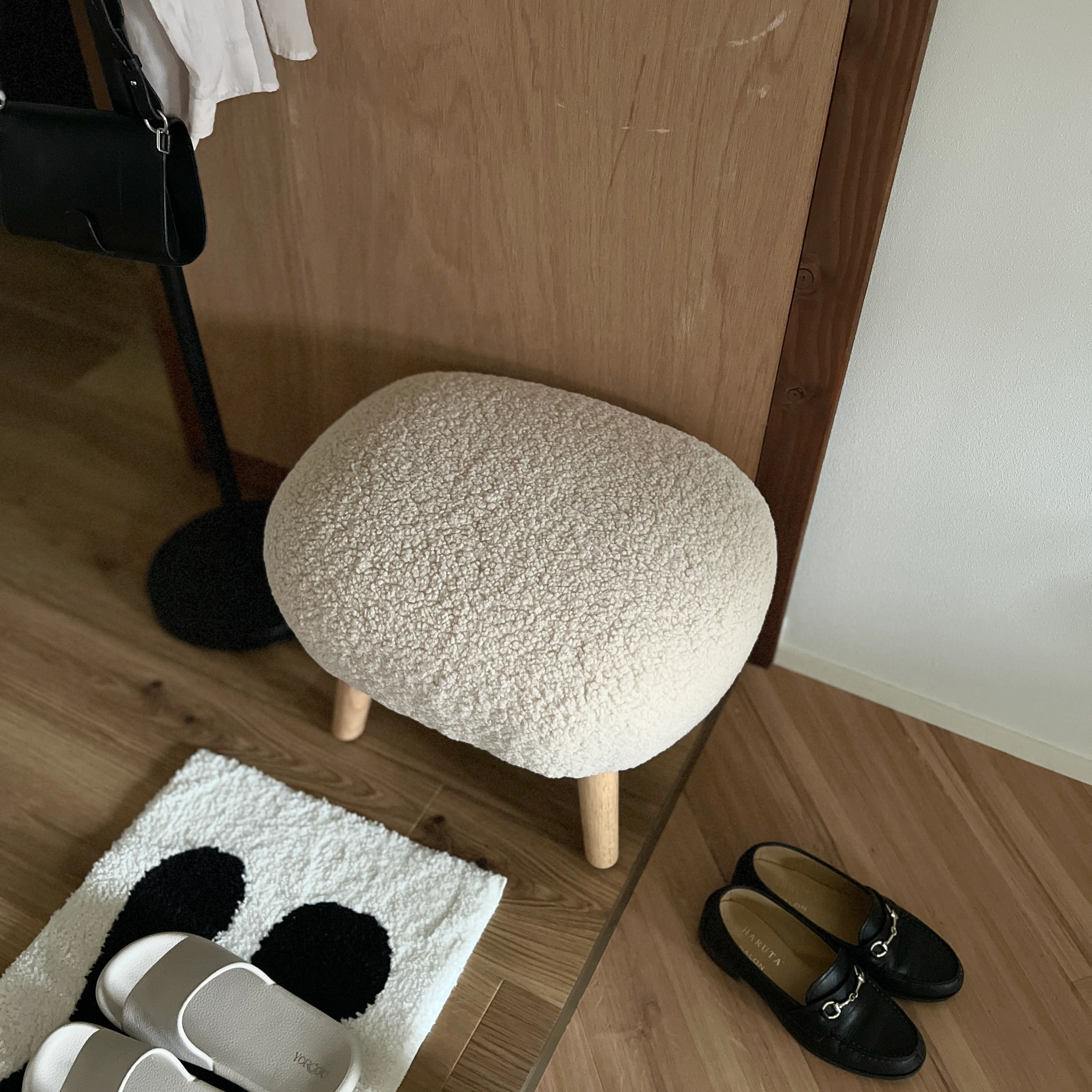 ころりんブークレスツール