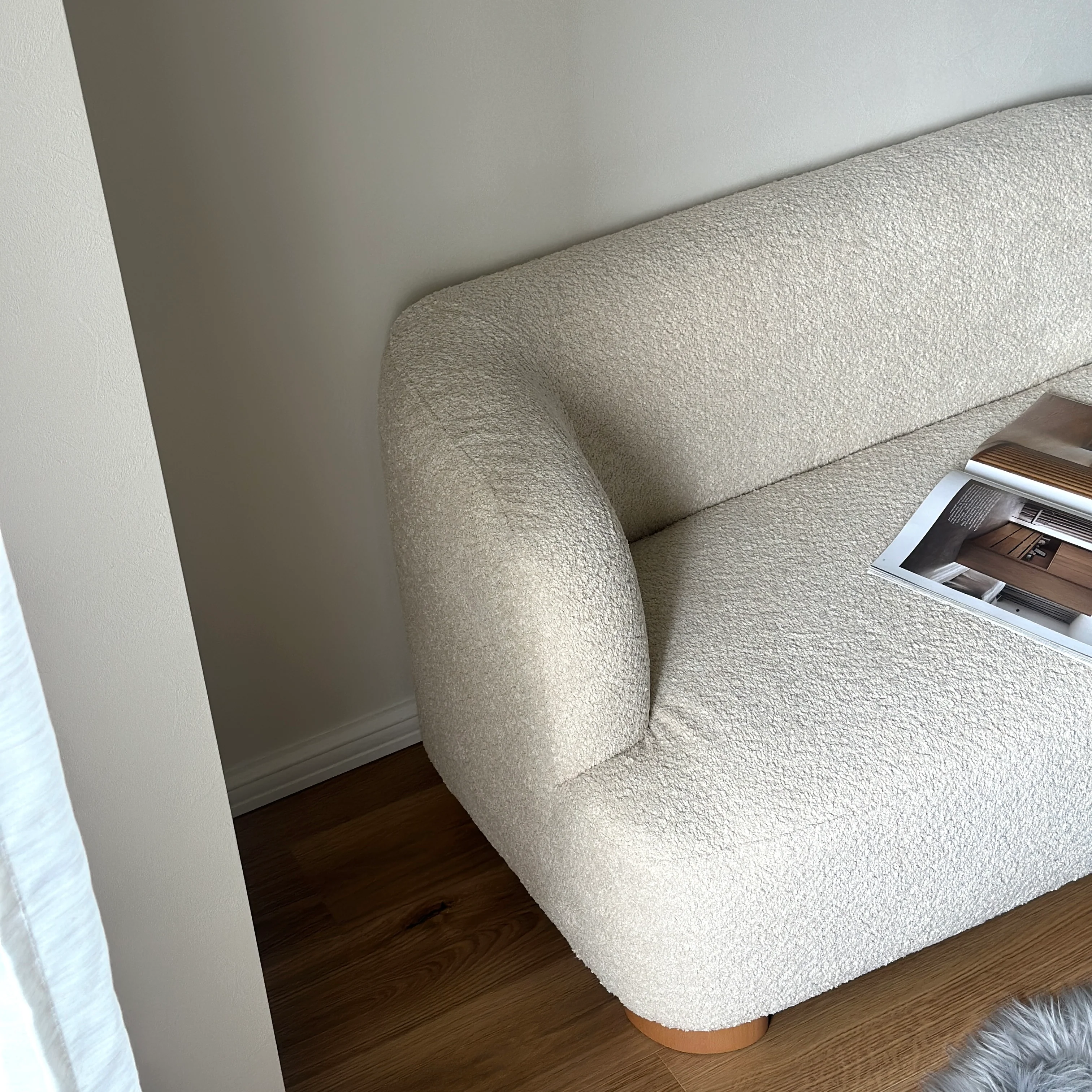 ブークレアームソファ