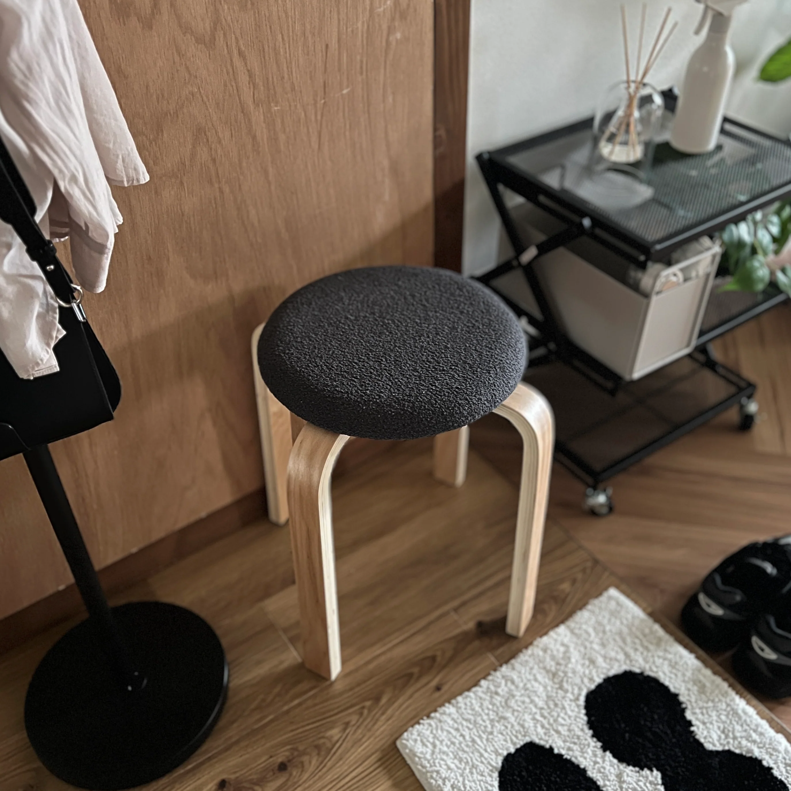 曲木スタッキングスツール