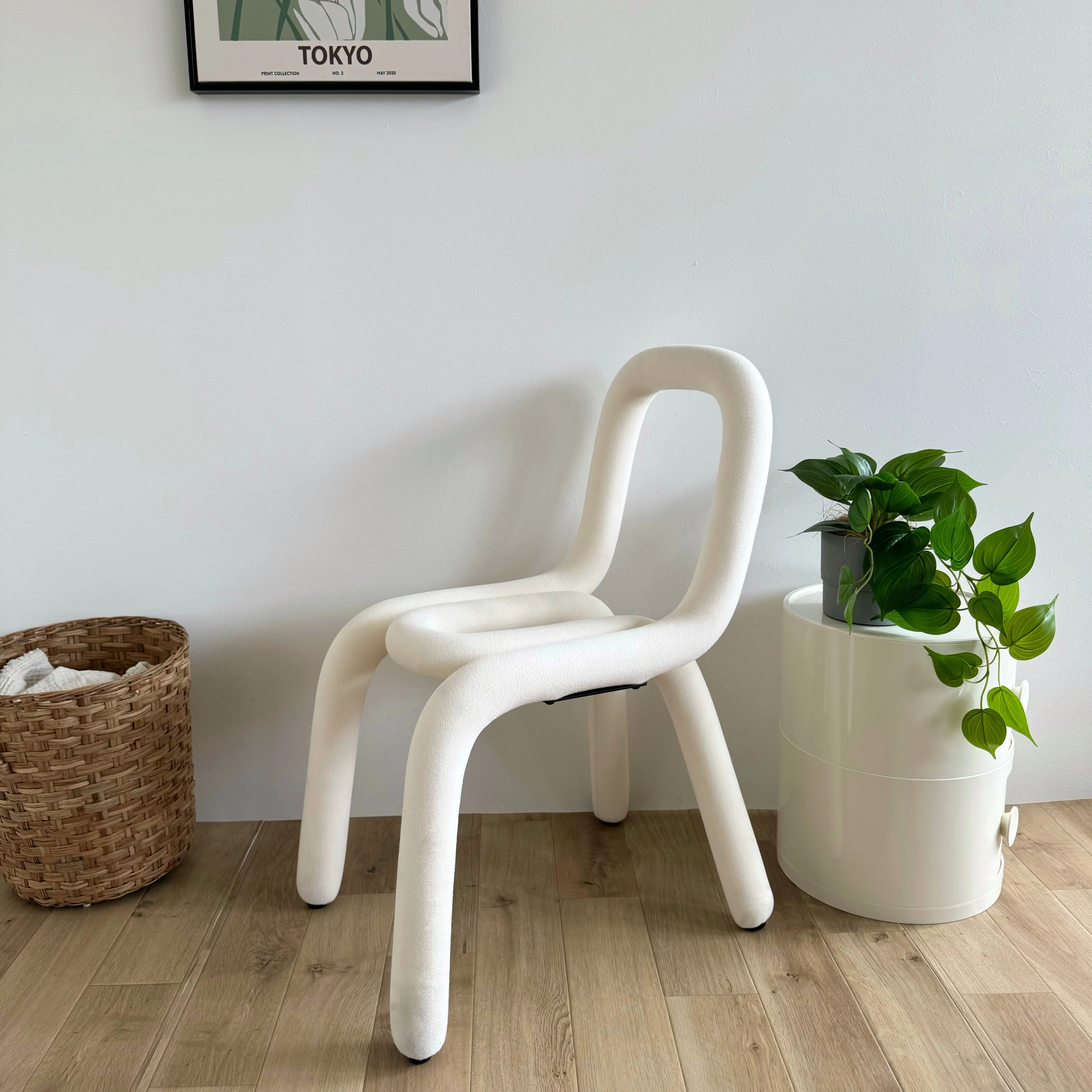 ユニークデザインチェア