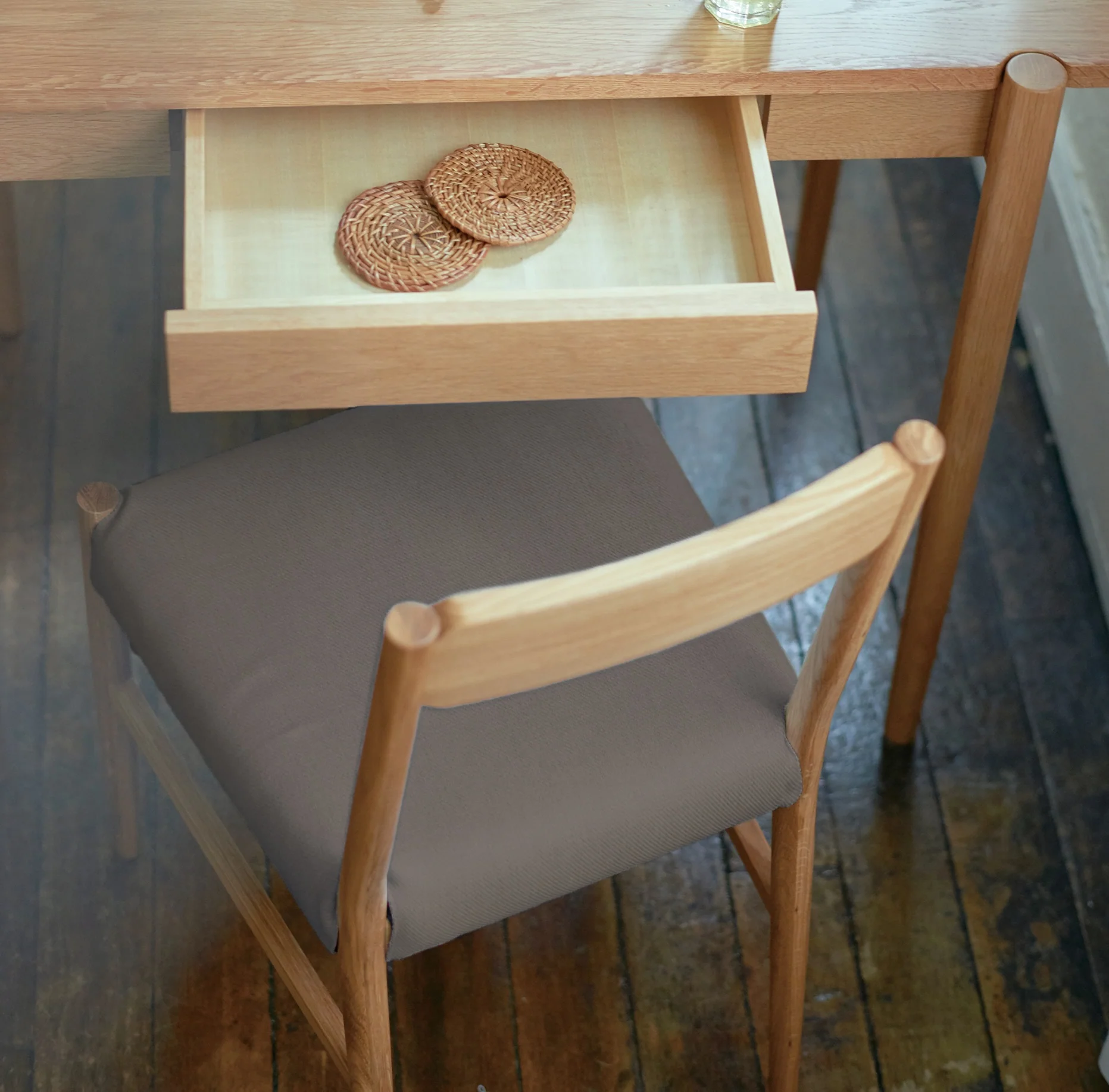 ステイダイニングチェア