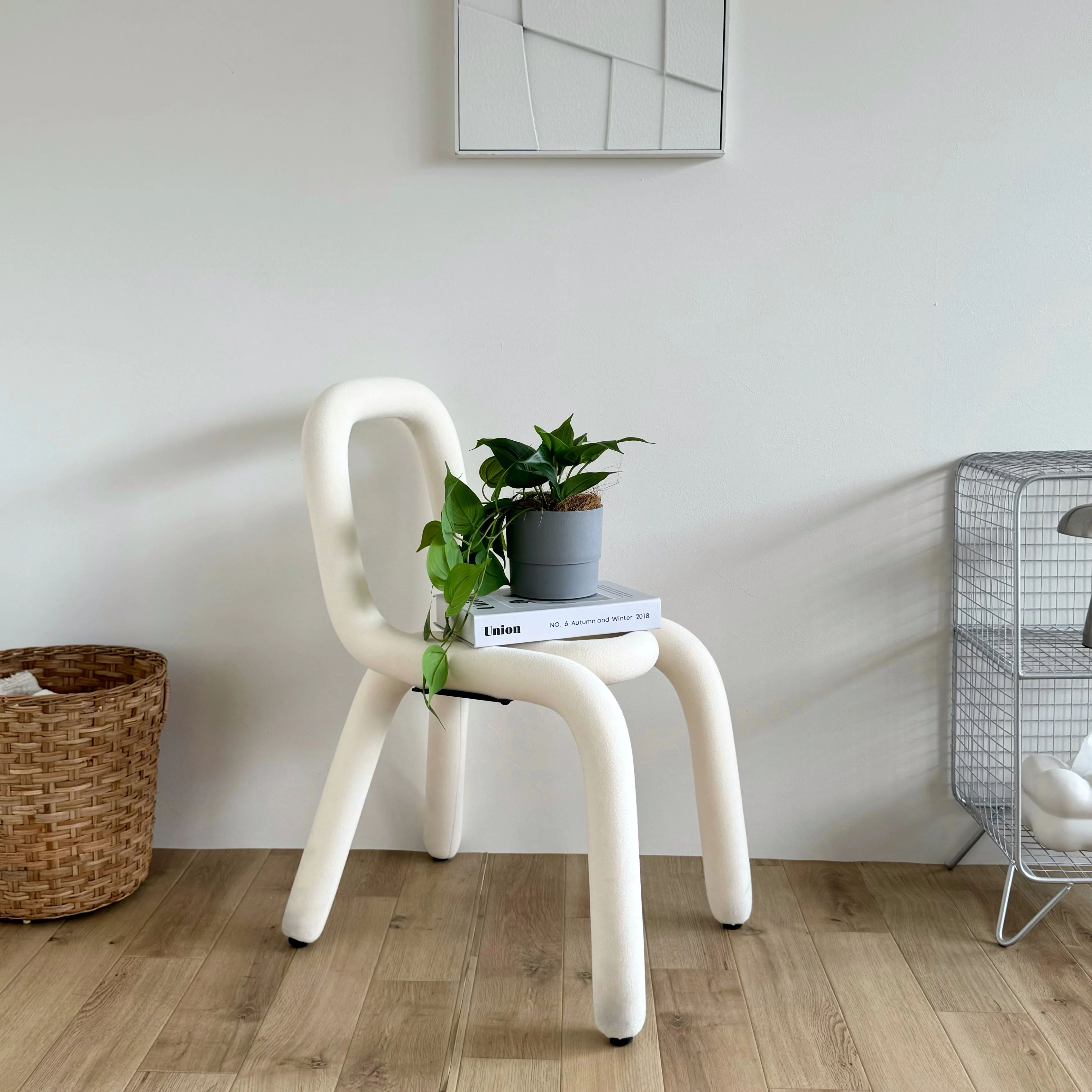 ユニークデザインチェア