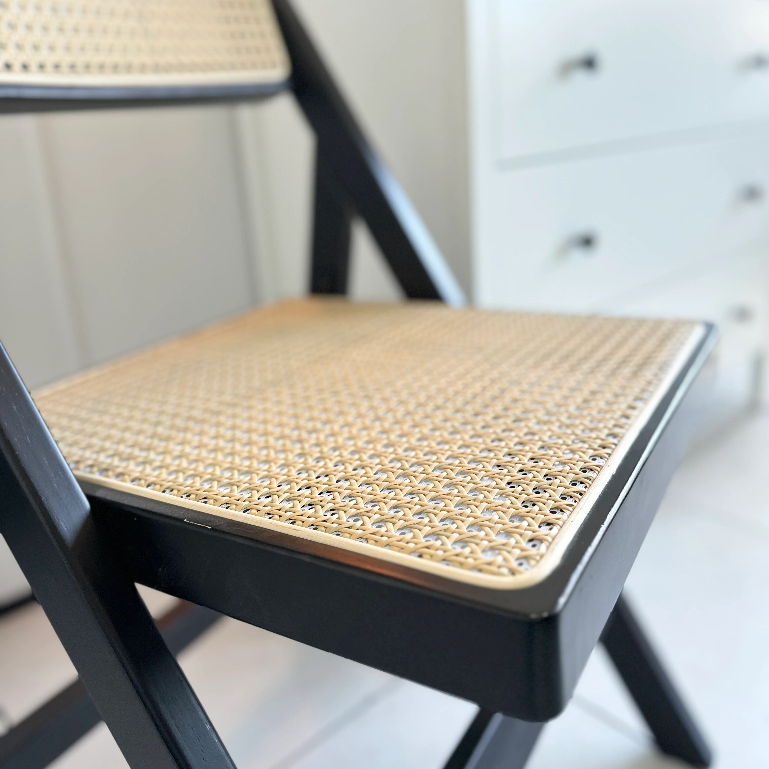 折り畳み式ラタンチェア ブラック