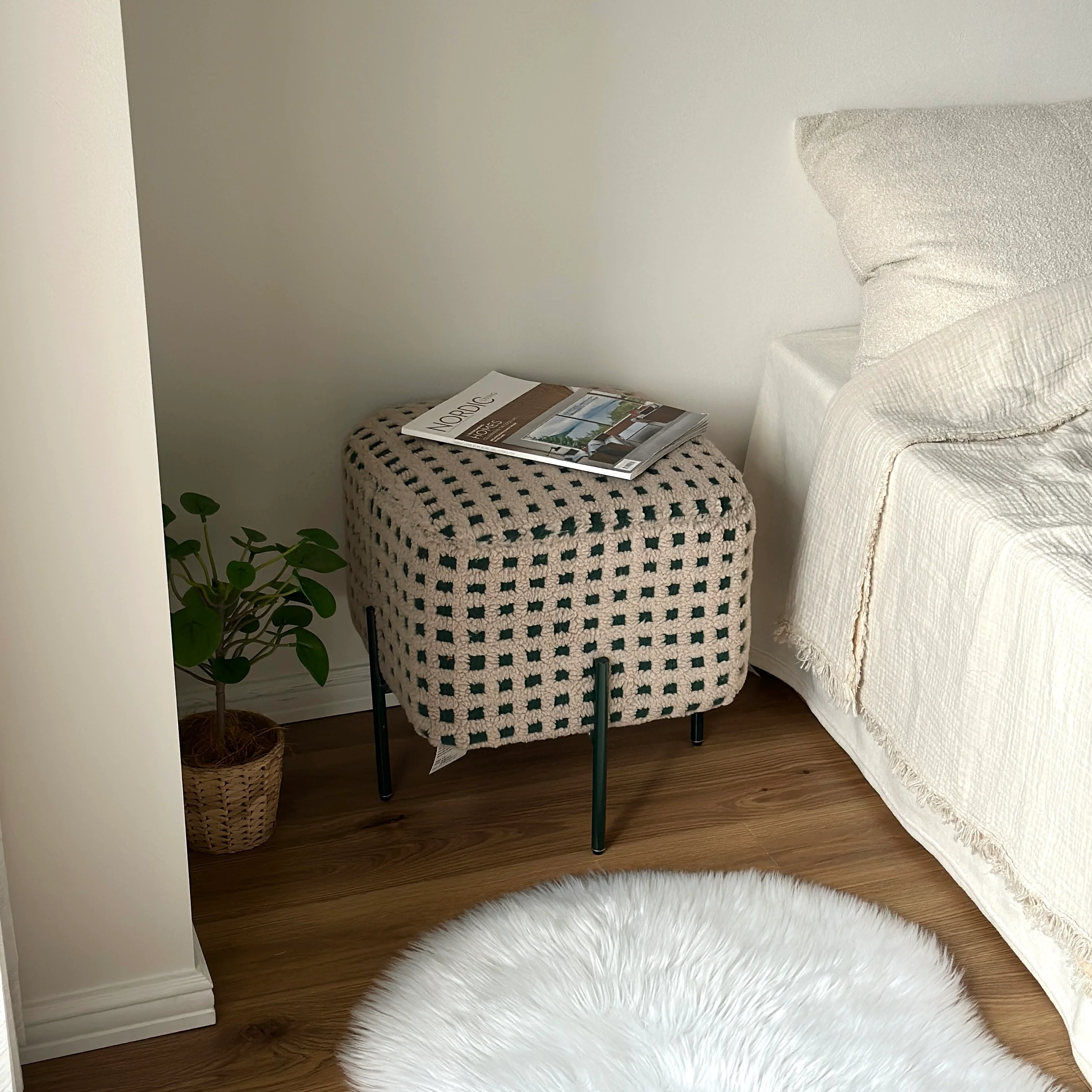 【outlet】もこもこチェックスツール グリーン