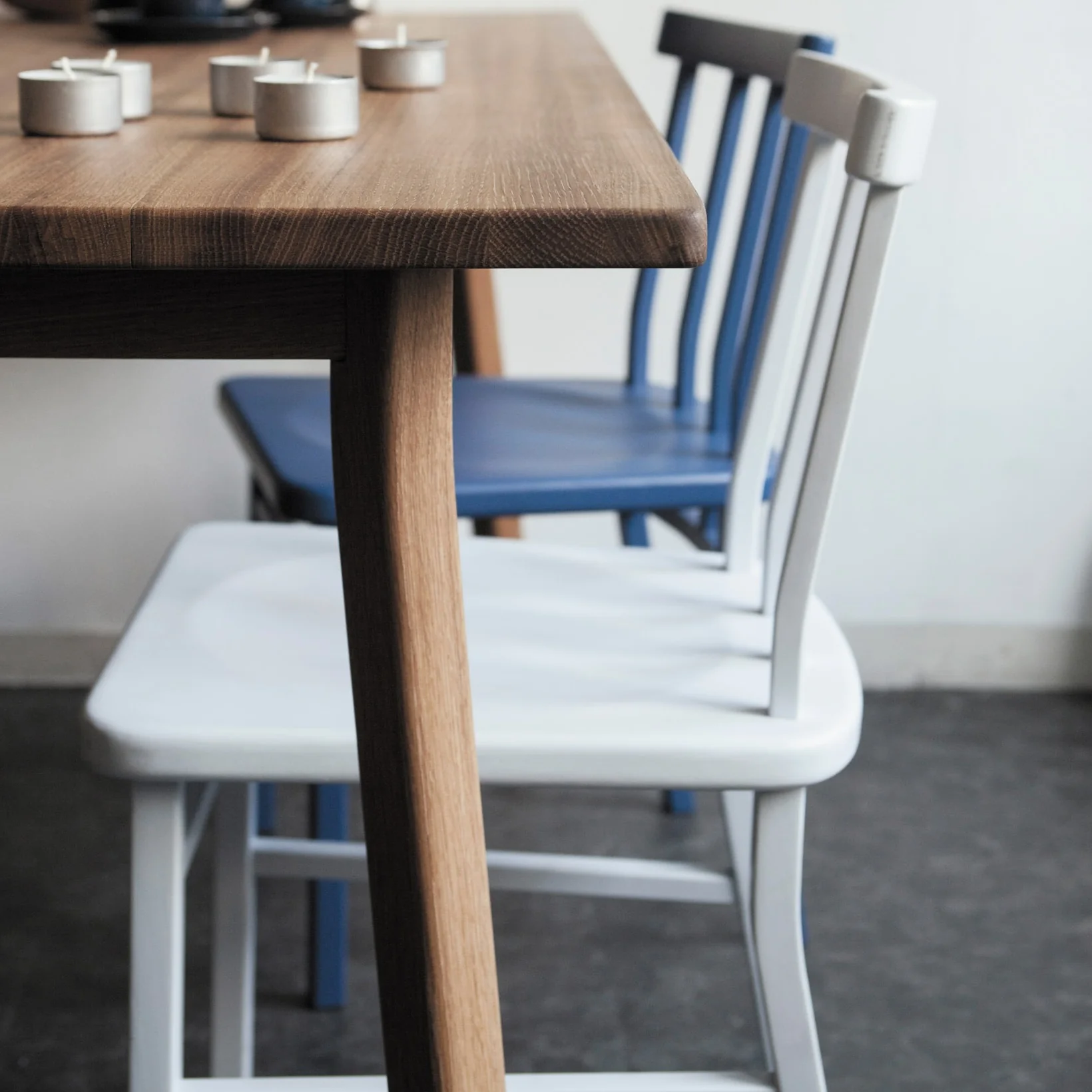 マージダイニングチェア